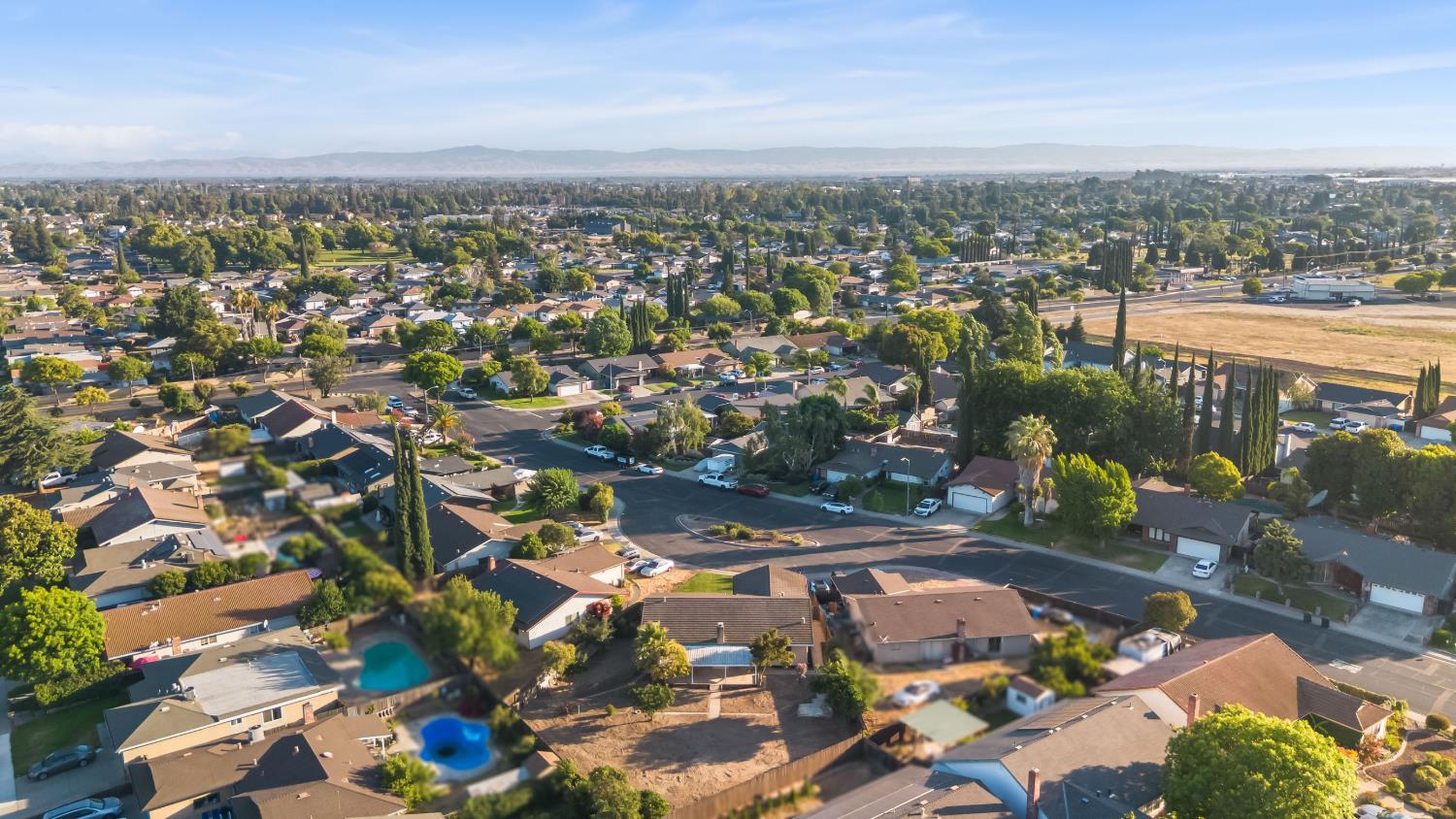 1166 Trailwood Ave, Manteca, CA 95336