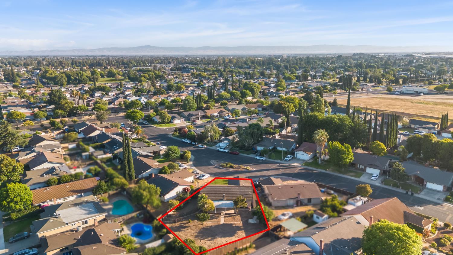 1166 Trailwood Ave, Manteca, CA 95336
