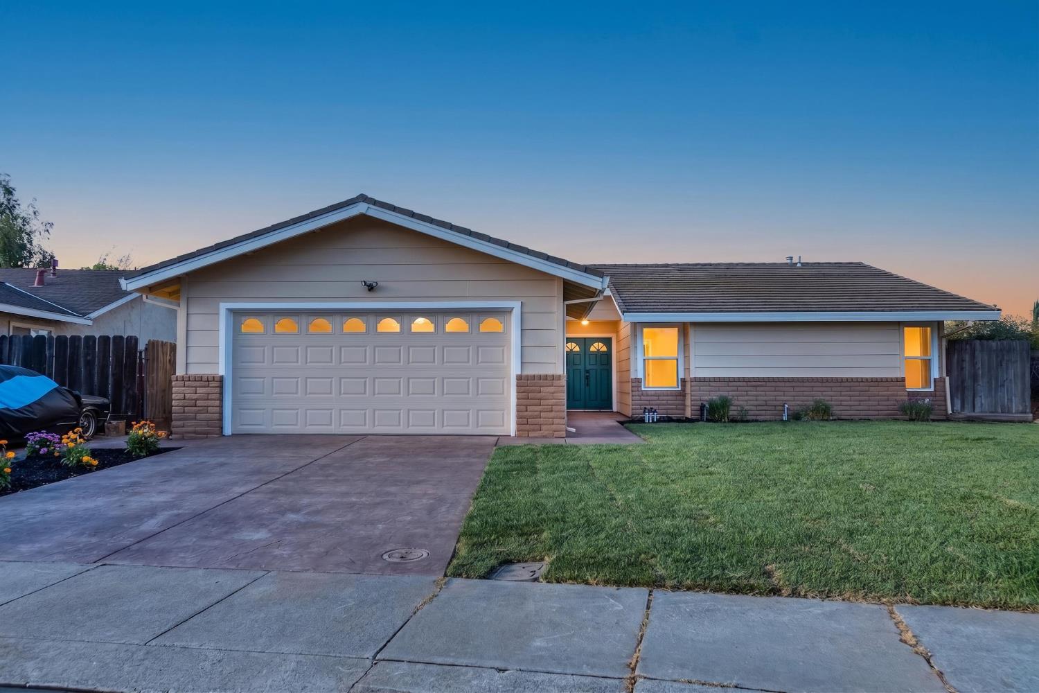 1166 Trailwood Ave, Manteca, CA 95336