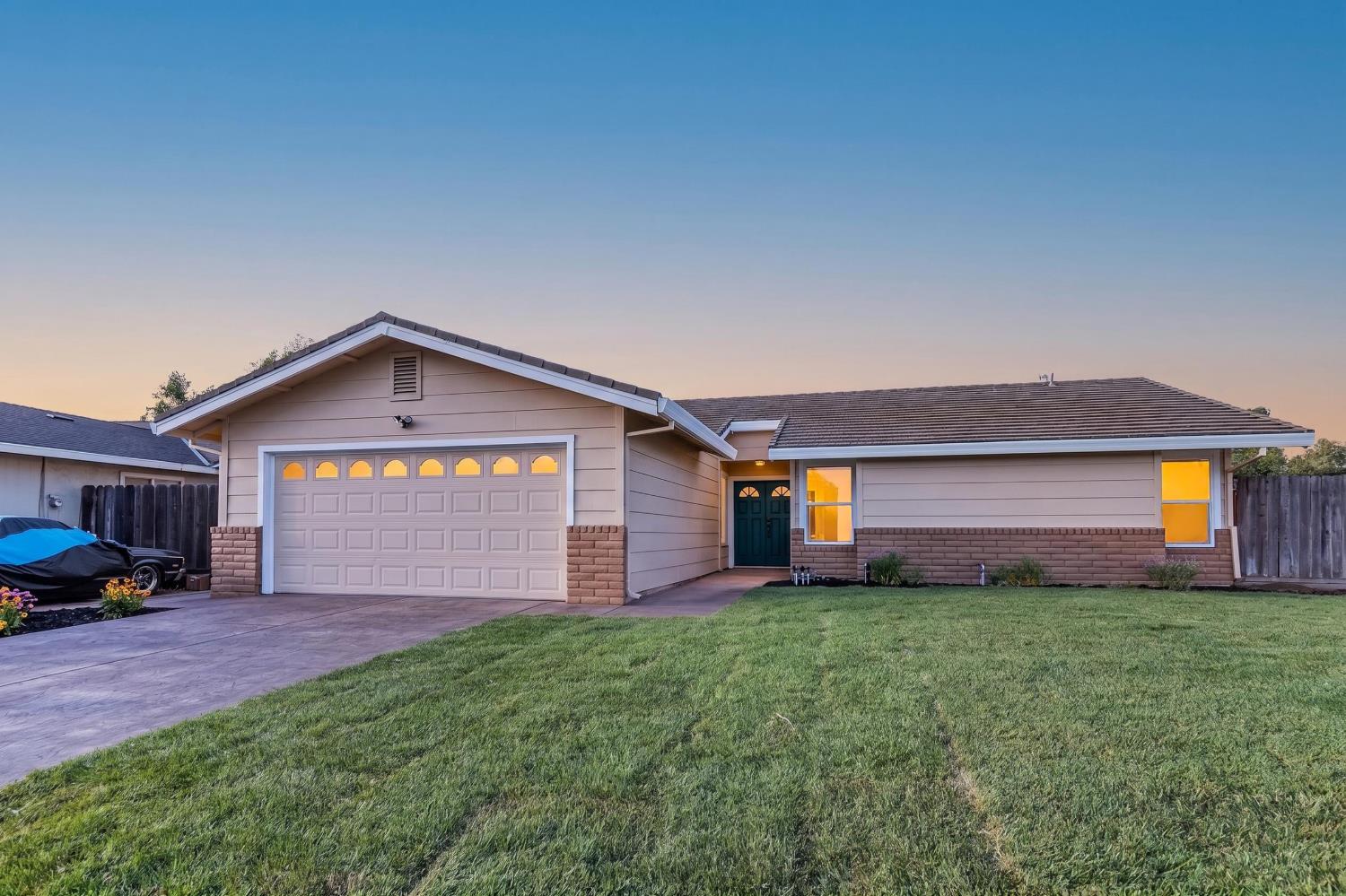 1166 Trailwood Ave, Manteca, CA 95336