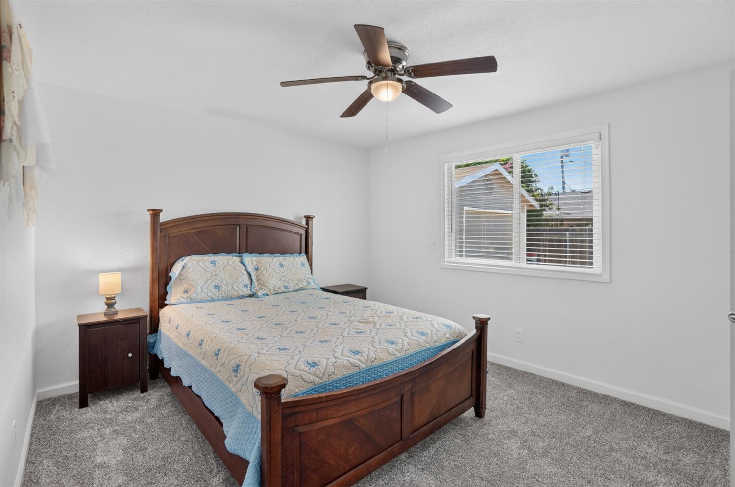 1412 Elisabeth Ave, Escalon, CA 95320