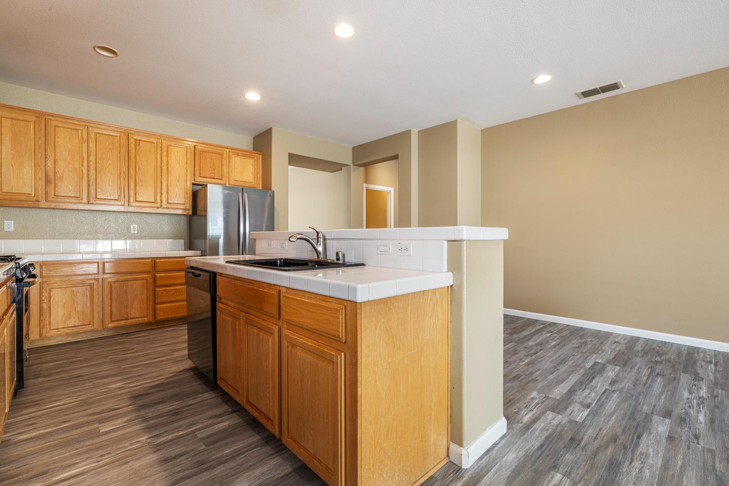 20617 Sarazen Pl, Patterson, CA 95363