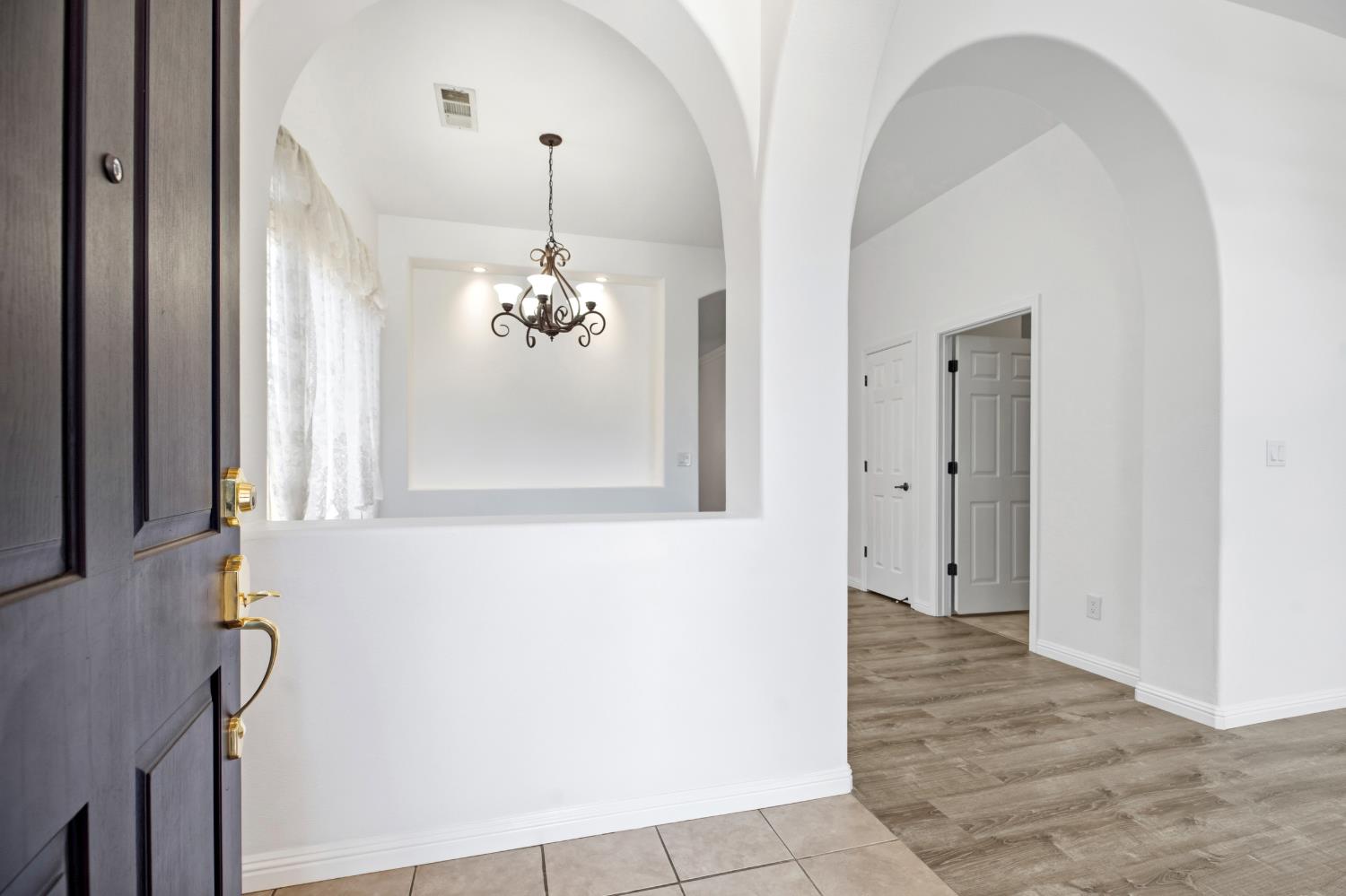 2637 Corral Way, Riverbank, CA 95367
