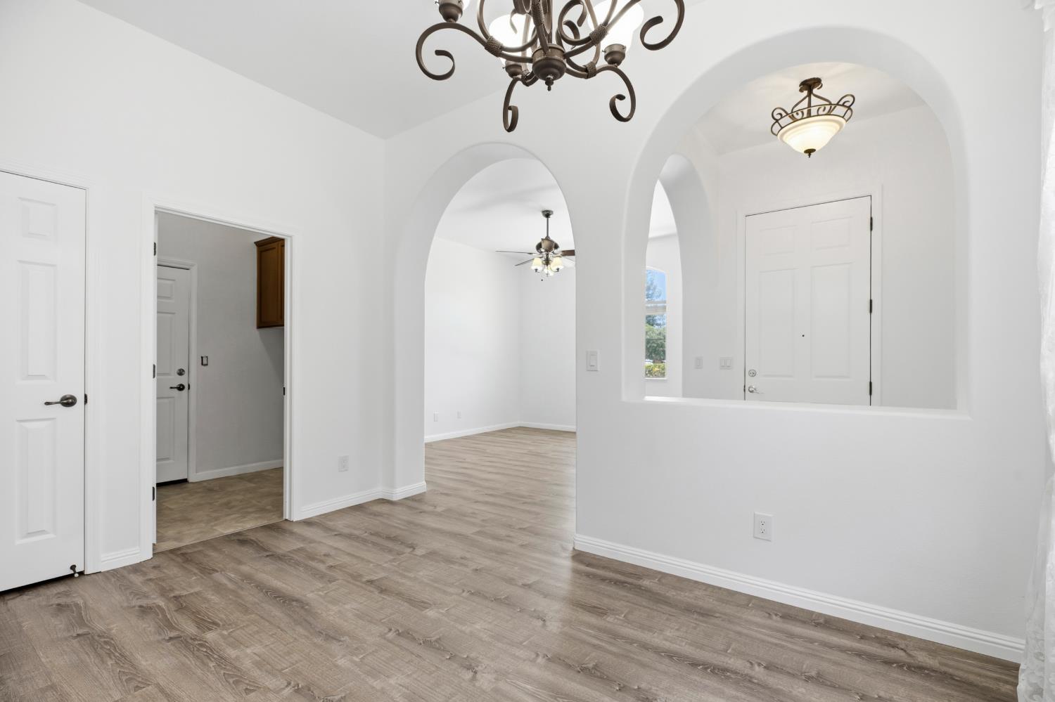 2637 Corral Way, Riverbank, CA 95367
