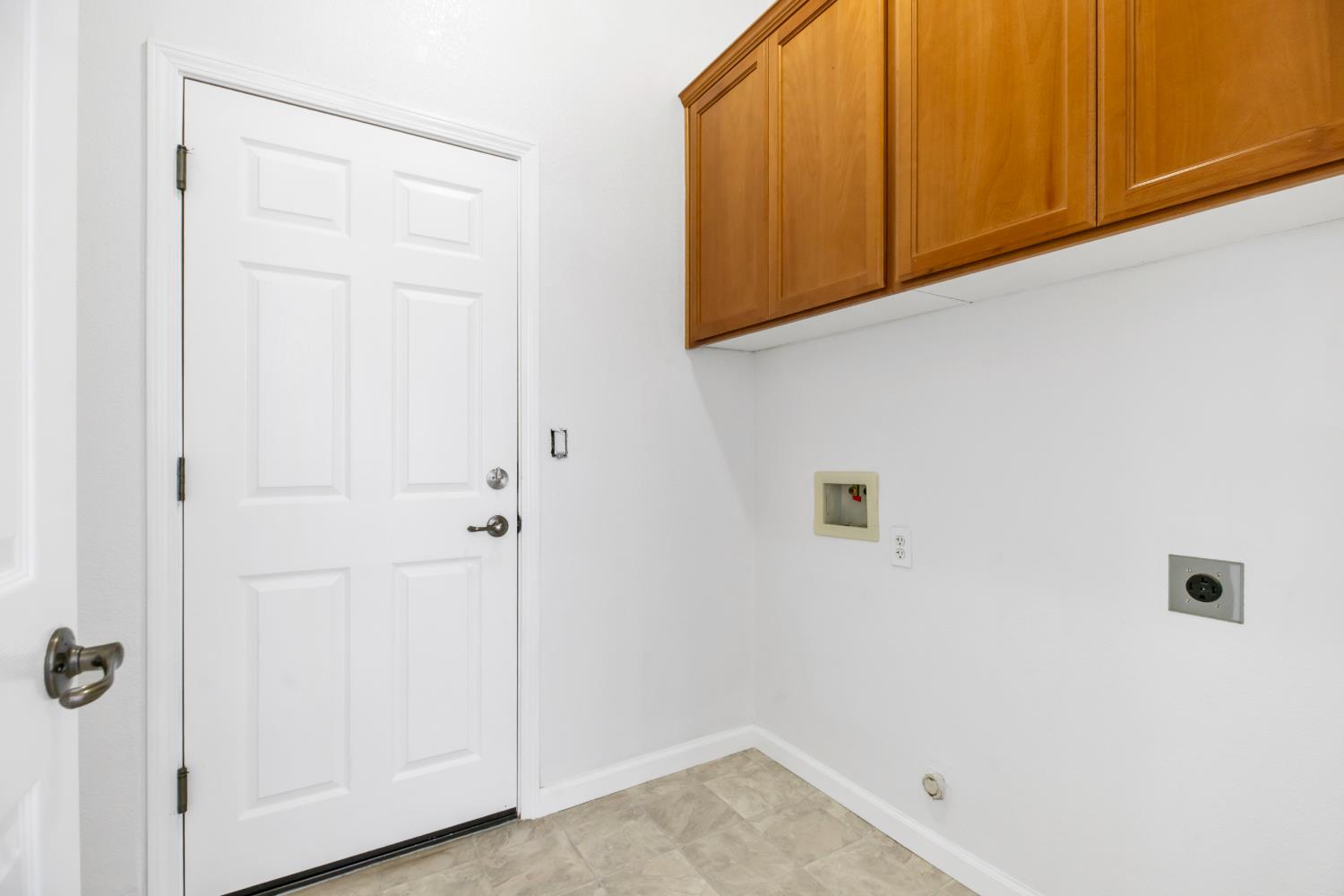 2637 Corral Way, Riverbank, CA 95367