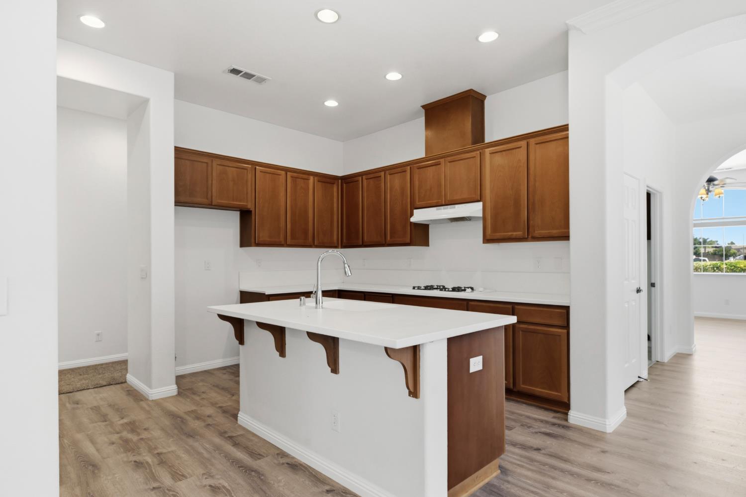 2637 Corral Way, Riverbank, CA 95367