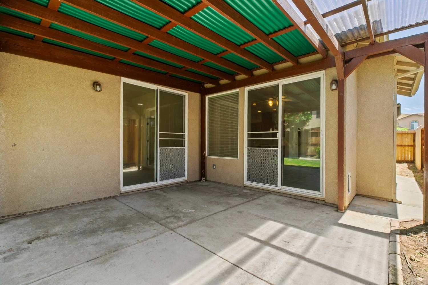 2637 Corral Way, Riverbank, CA 95367