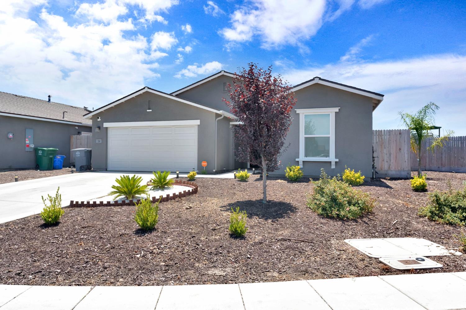 524 San Carlos Ave, Madera, CA 93637
