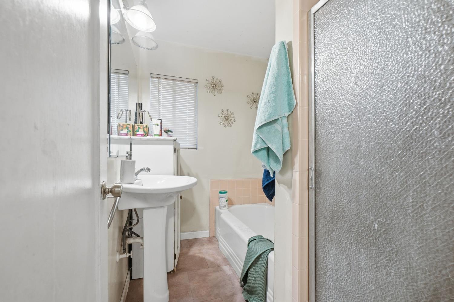 1705 Stetson Ave, Modesto, CA 95350