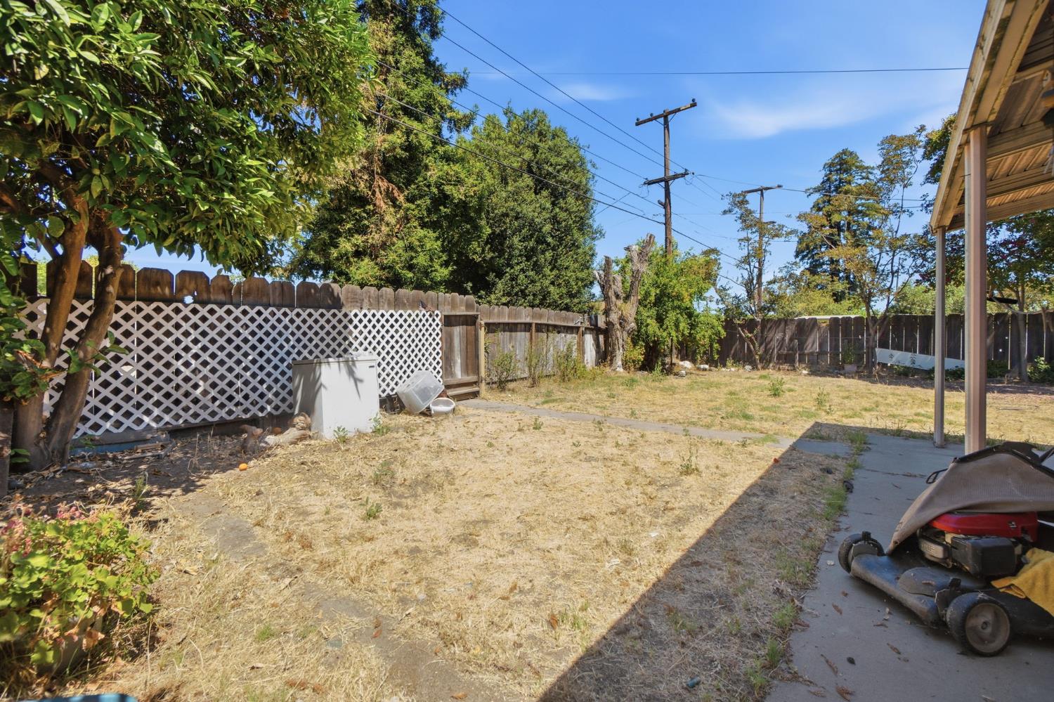 1705 Stetson Ave, Modesto, CA 95350