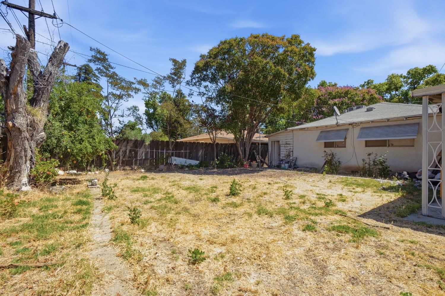 1705 Stetson Ave, Modesto, CA 95350