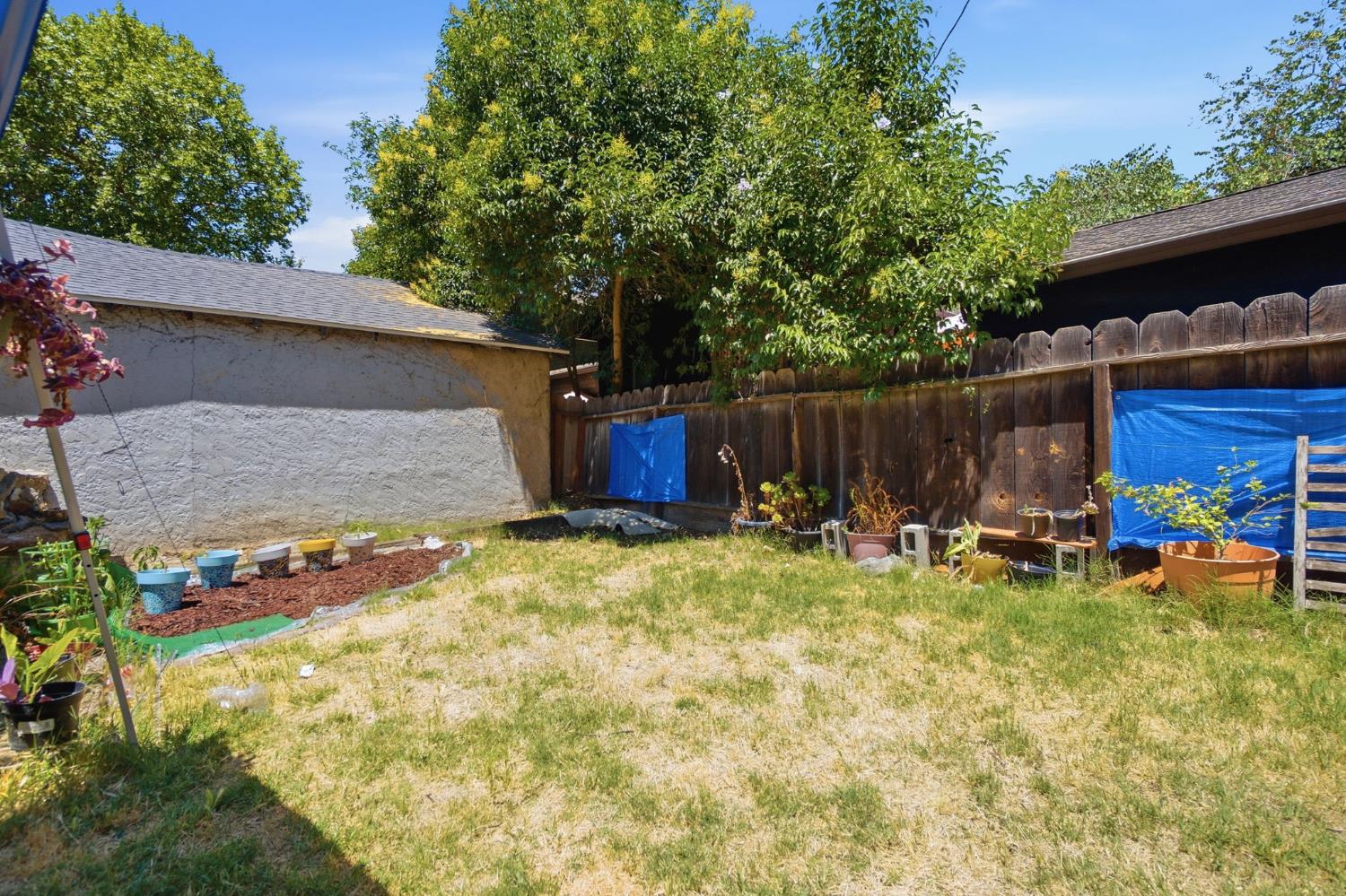 815 817 Wright St, Modesto, CA 95350