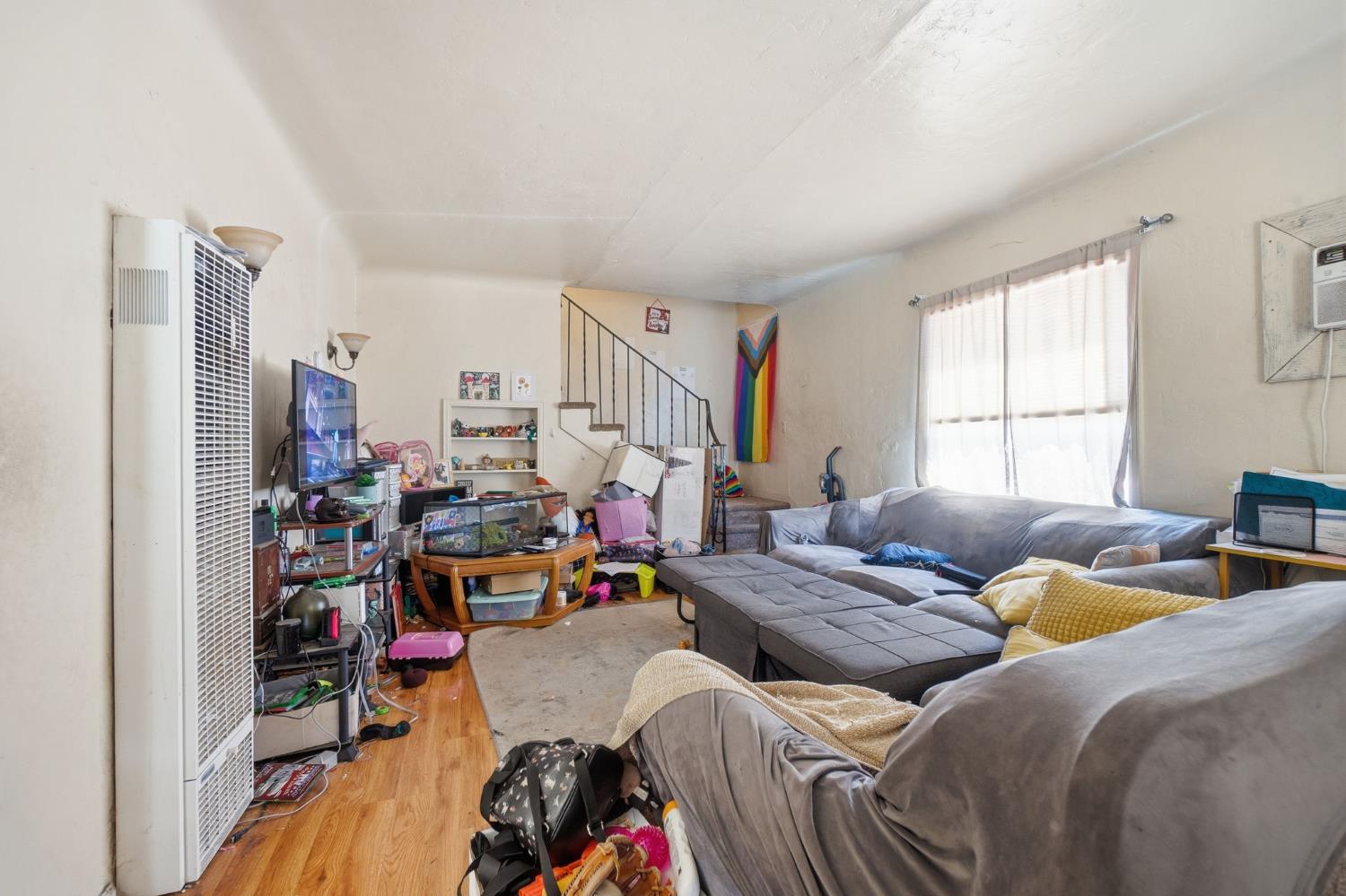815 817 Wright St, Modesto, CA 95350