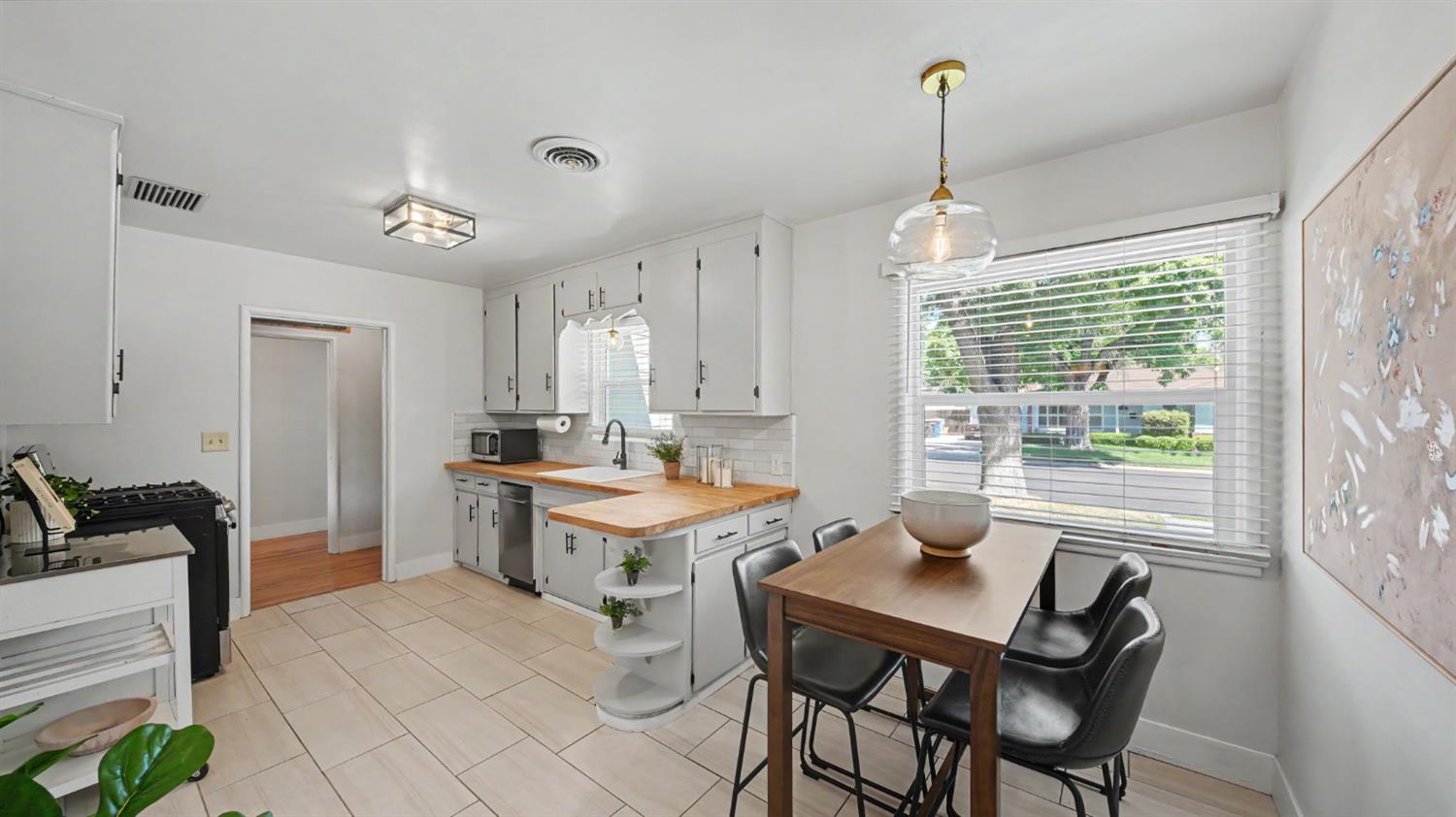 442 Coleman Ct, Modesto, CA 95354