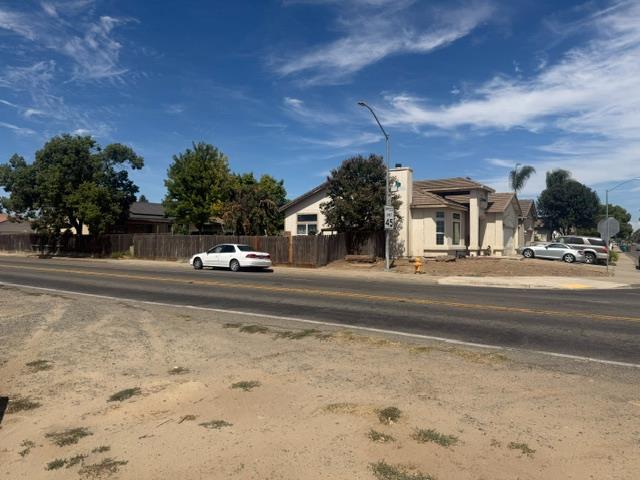 2511 Franklin Rd, Merced, CA 95348
