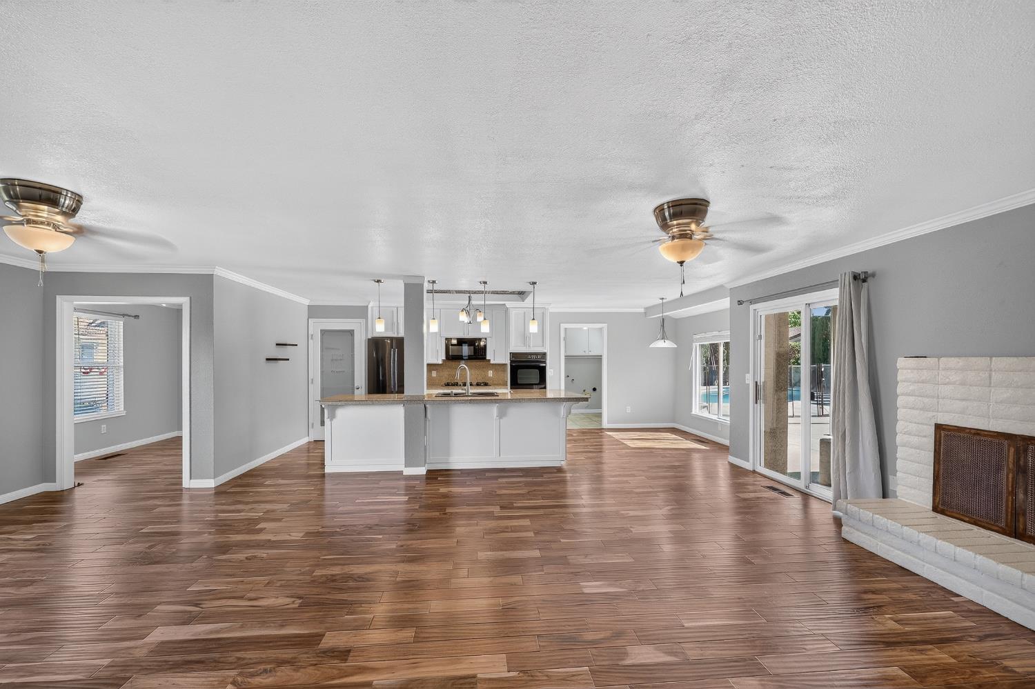 115 Elena Ct, Turlock, CA 95380