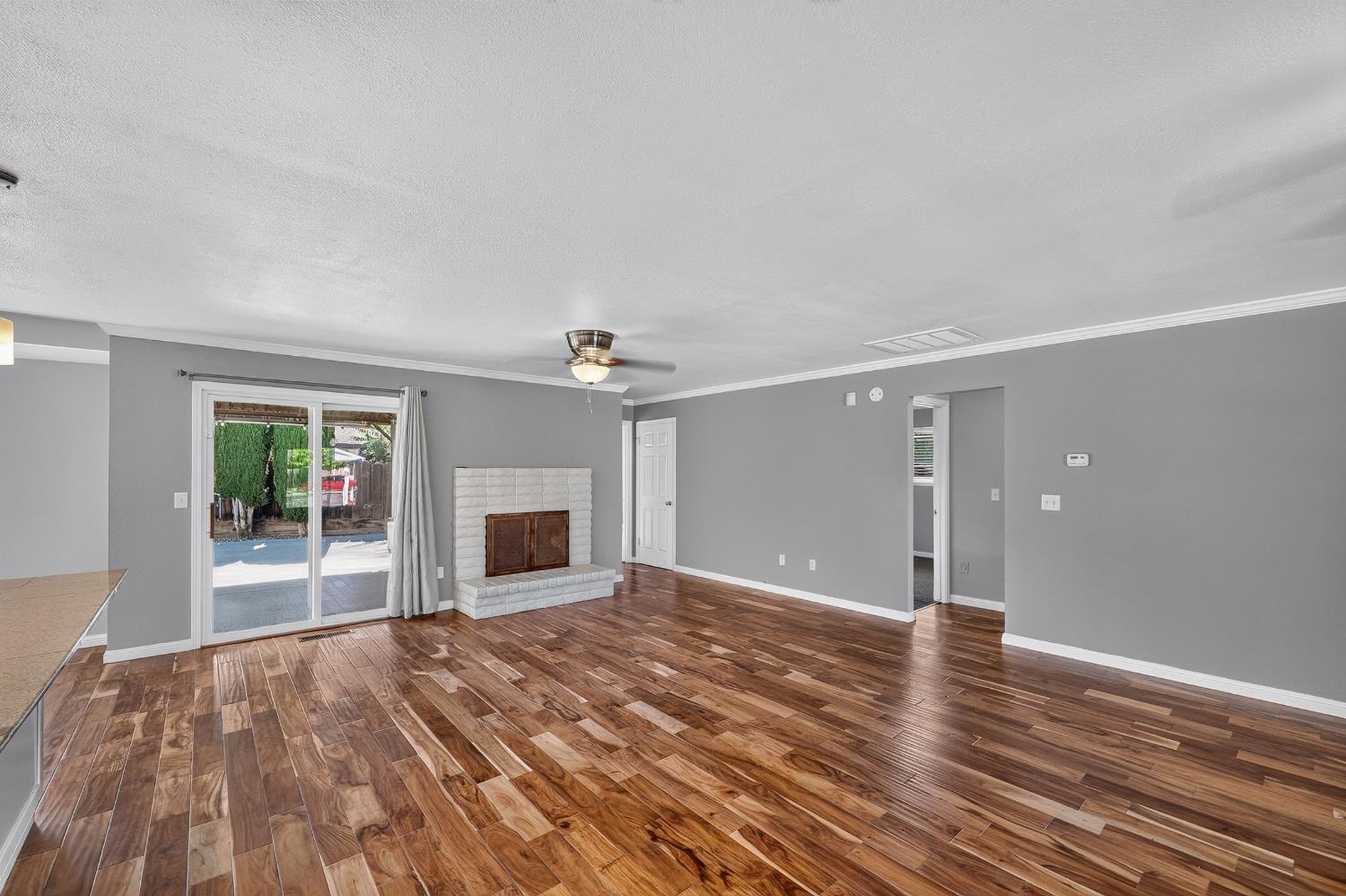 115 Elena Ct, Turlock, CA 95380