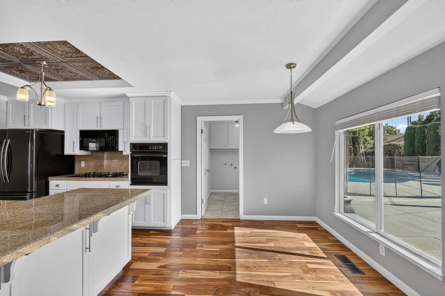 115 Elena Ct, Turlock, CA 95380