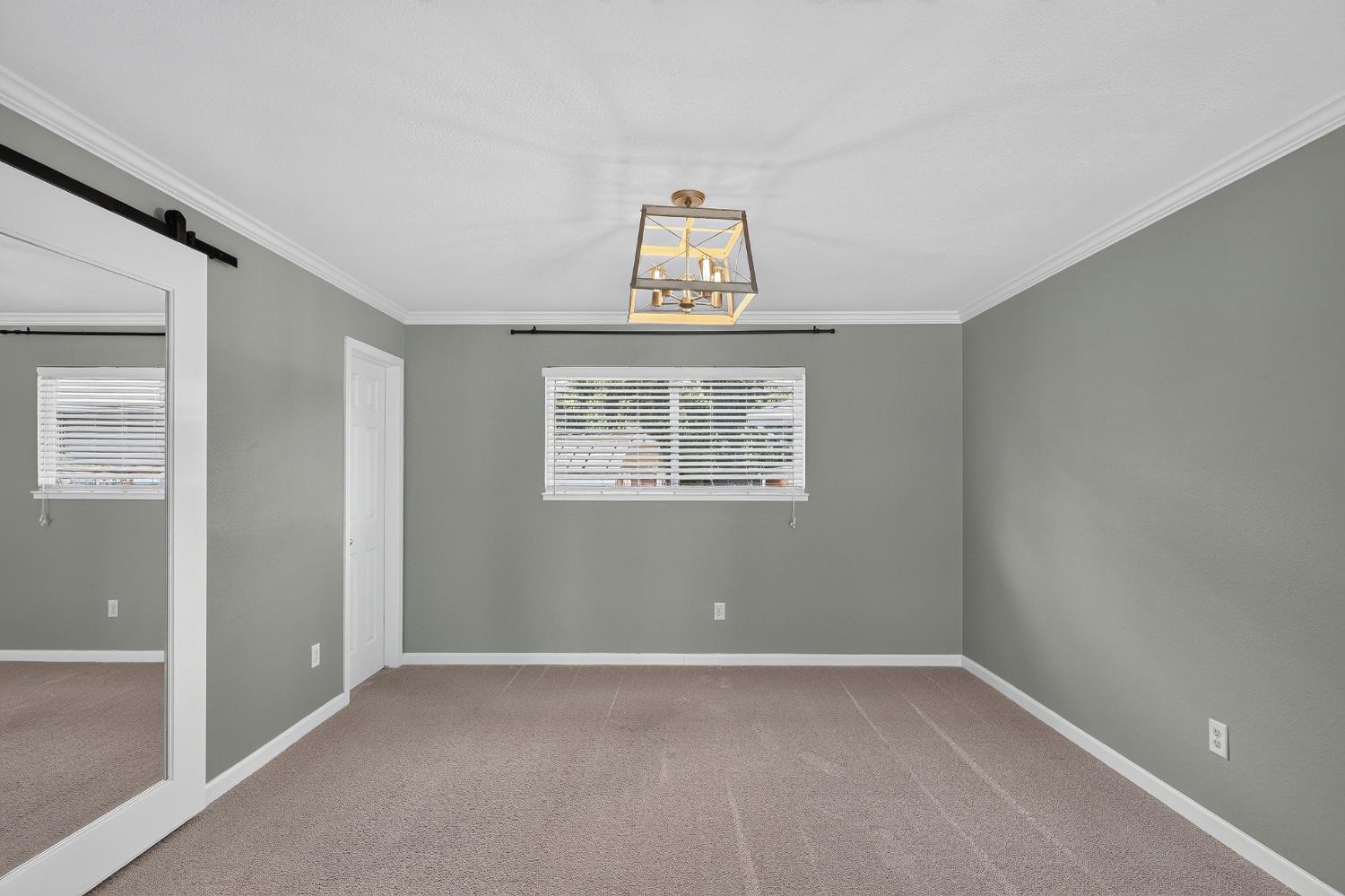 115 Elena Ct, Turlock, CA 95380
