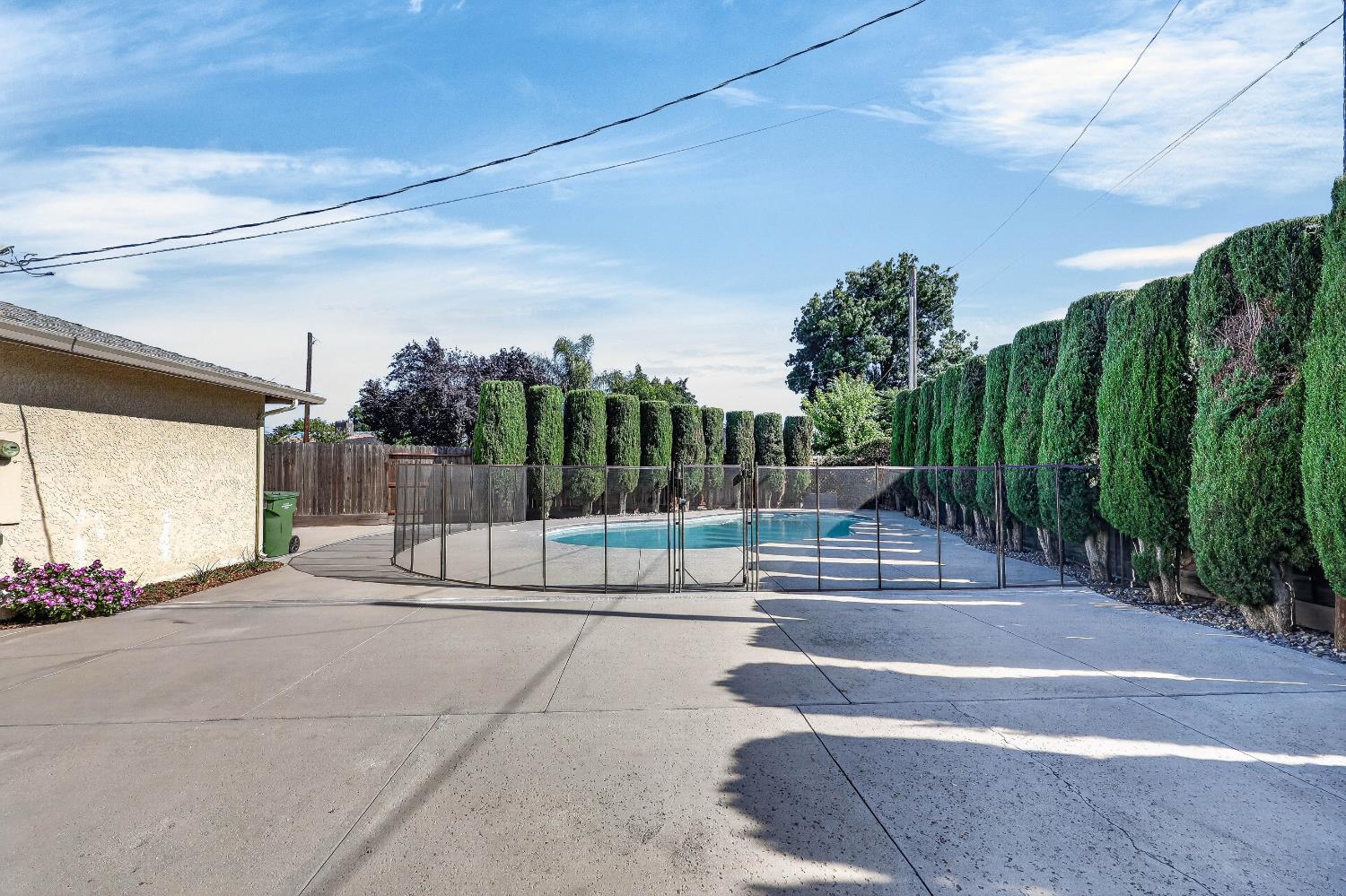 115 Elena Ct, Turlock, CA 95380