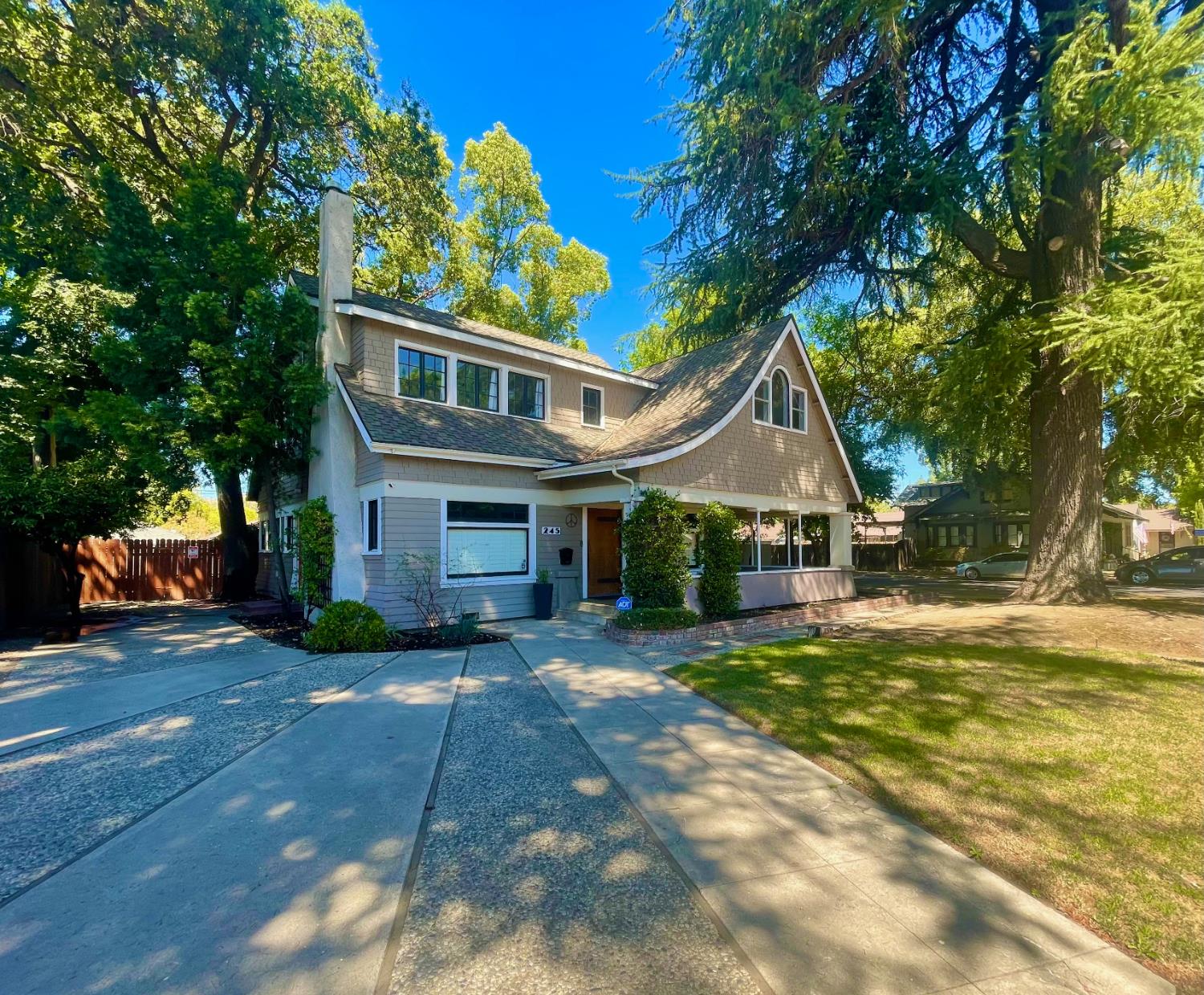 245 High St, Modesto, CA 95354