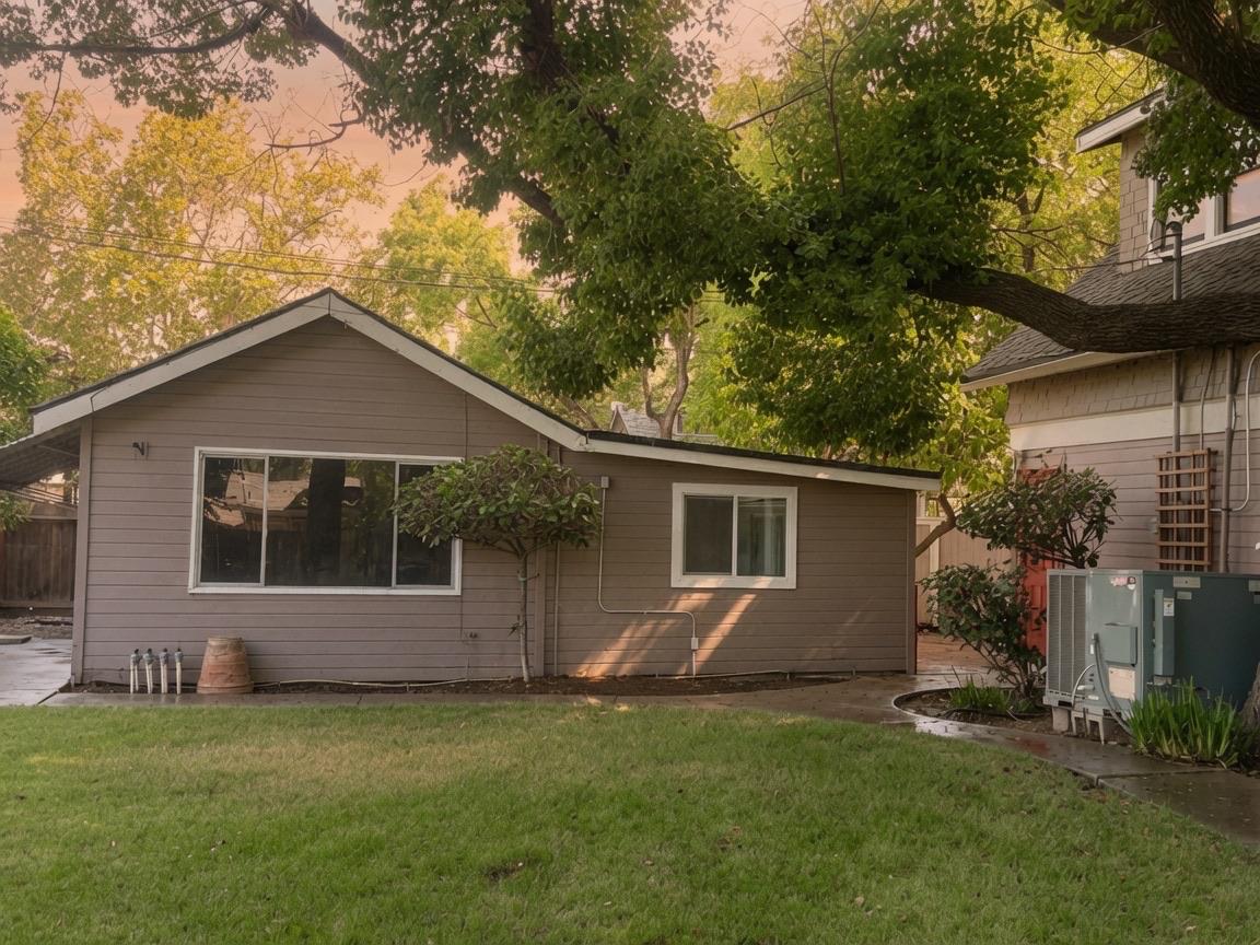 245 High St, Modesto, CA 95354