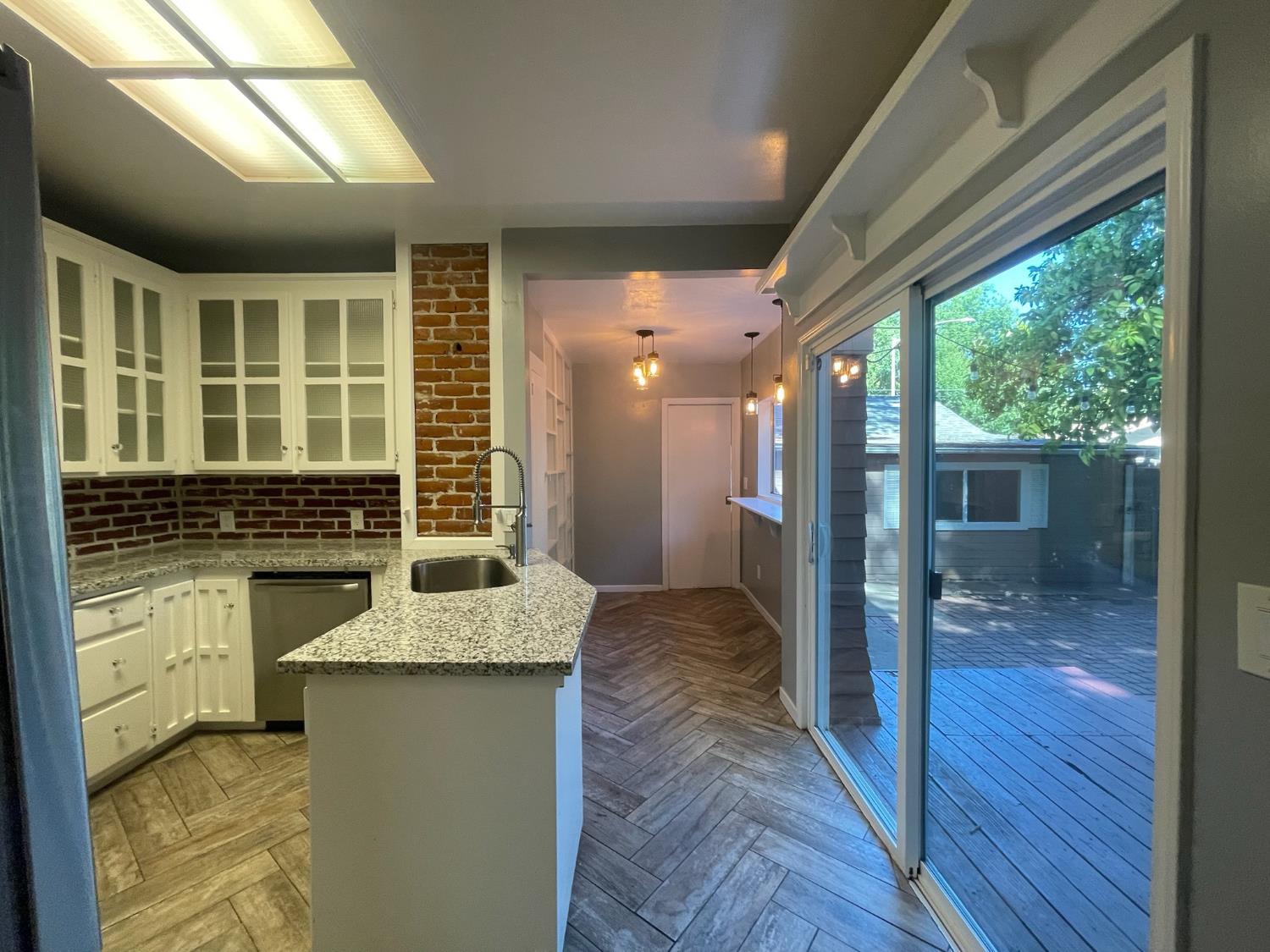 245 High St, Modesto, CA 95354