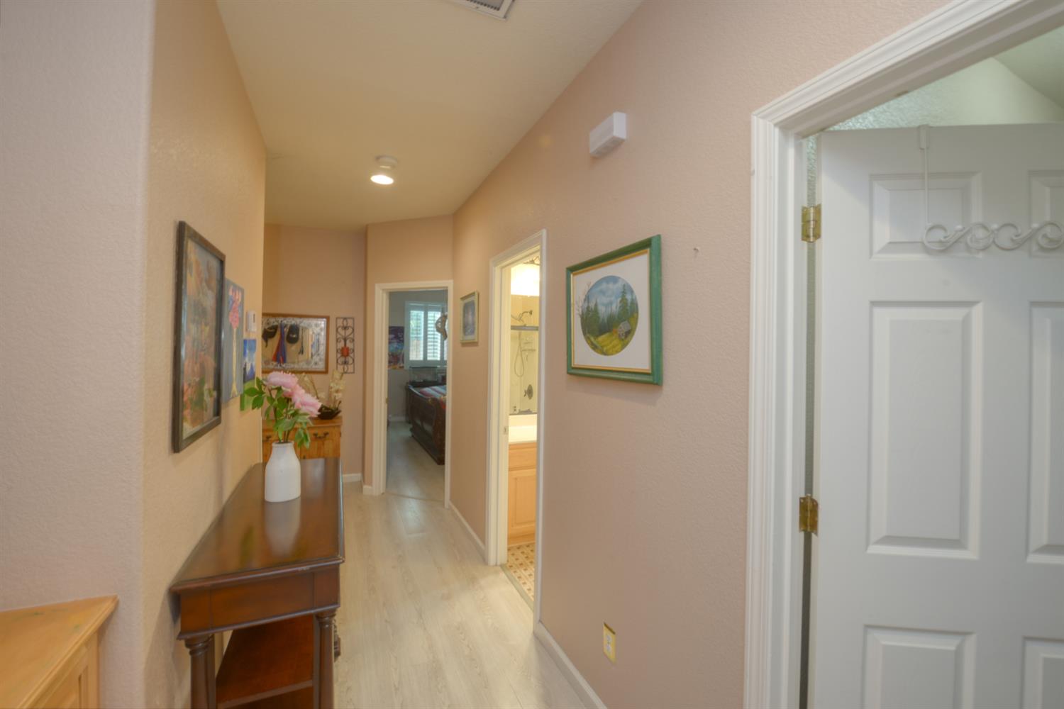 807 Hagerman Peak Dr, Newman, CA 95360