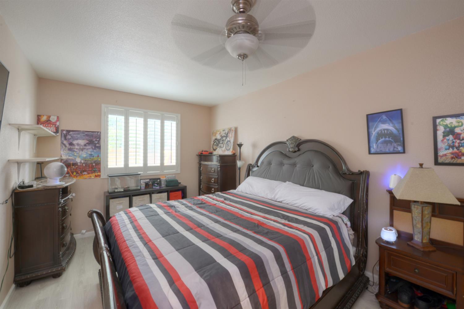 807 Hagerman Peak Dr, Newman, CA 95360