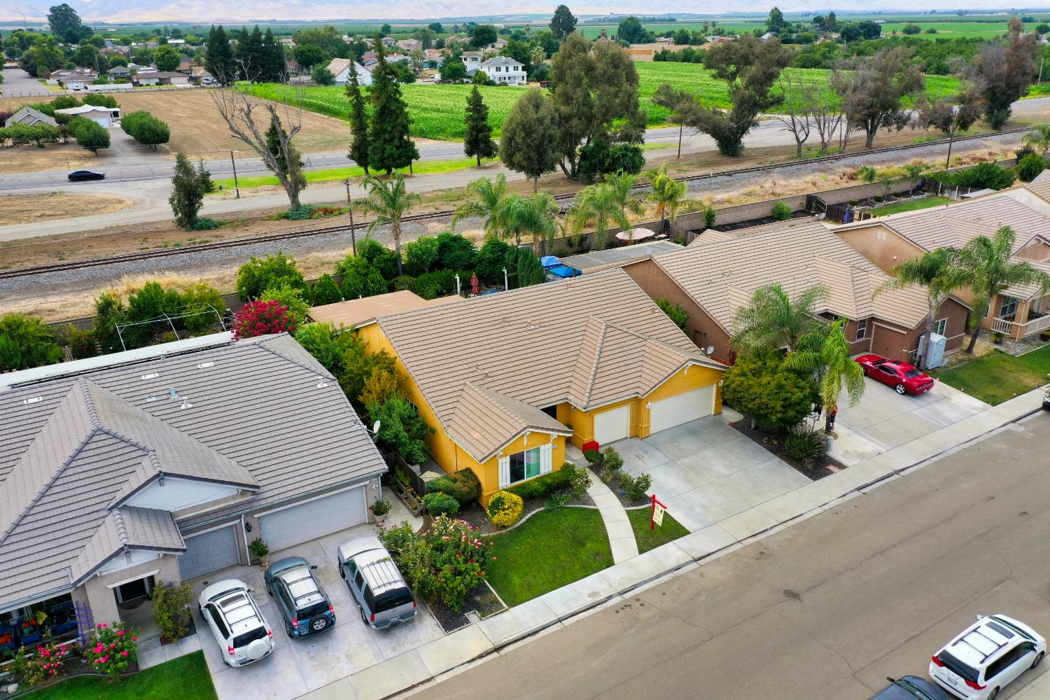 807 Hagerman Peak Dr, Newman, CA 95360