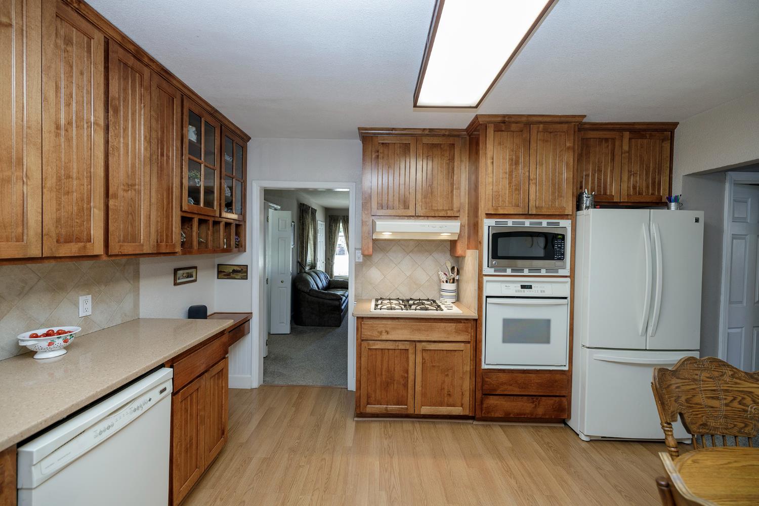606 Palm Ave, Ripon, CA 95366