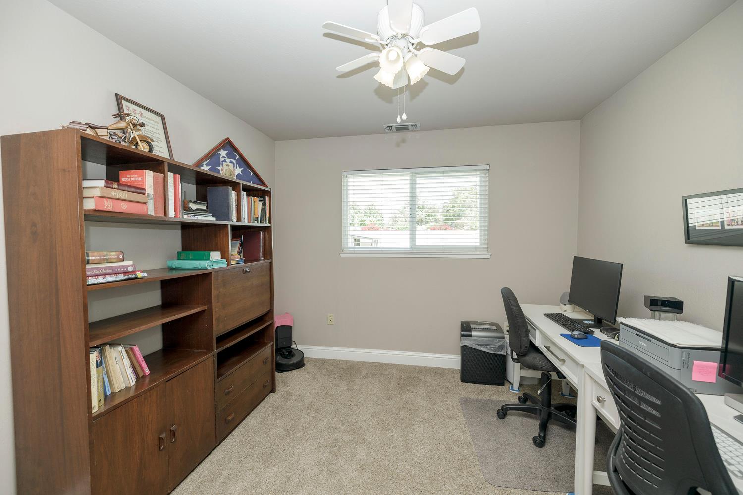 606 Palm Ave, Ripon, CA 95366