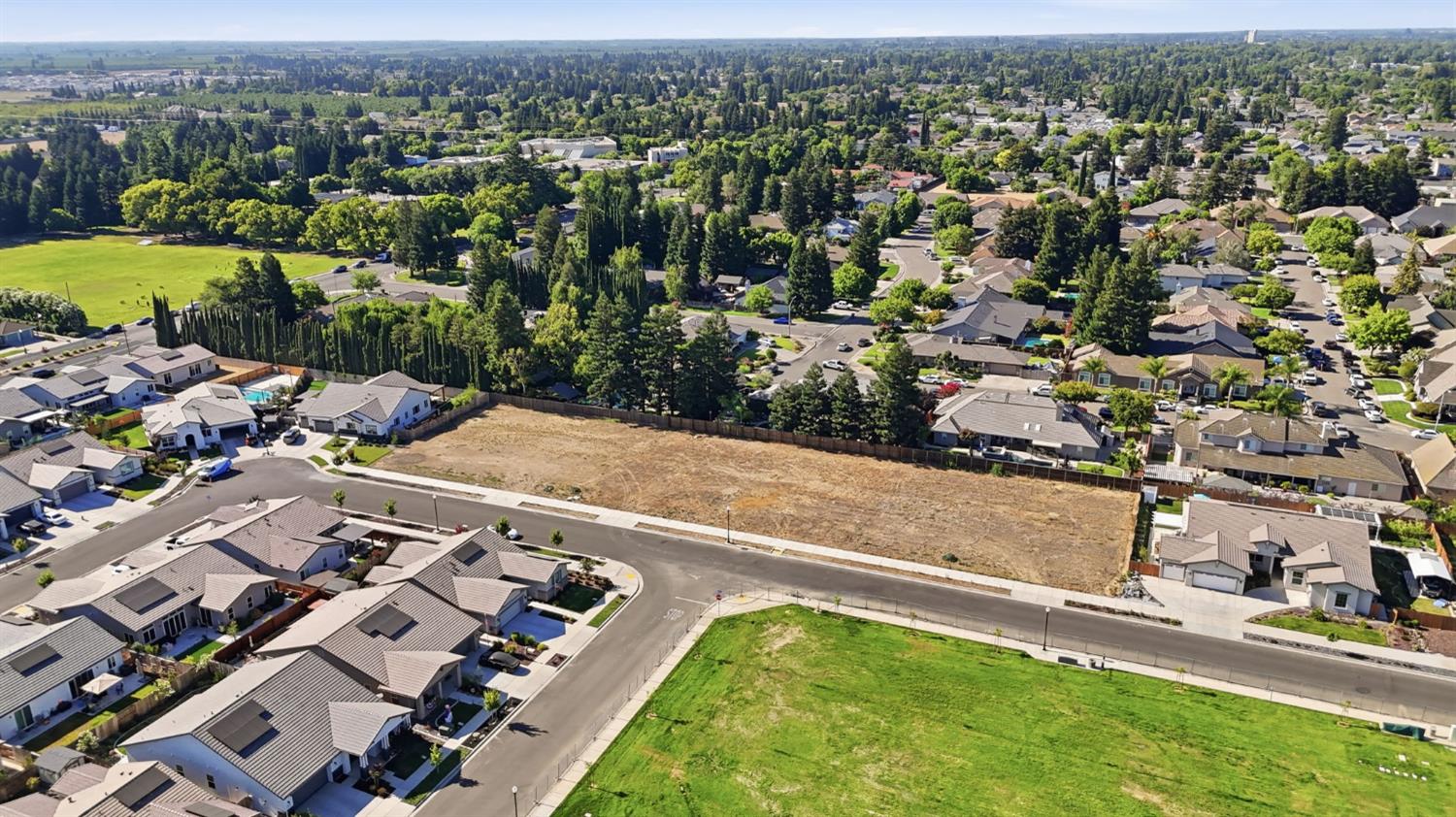1356 Merion Dr, Turlock, CA 95382