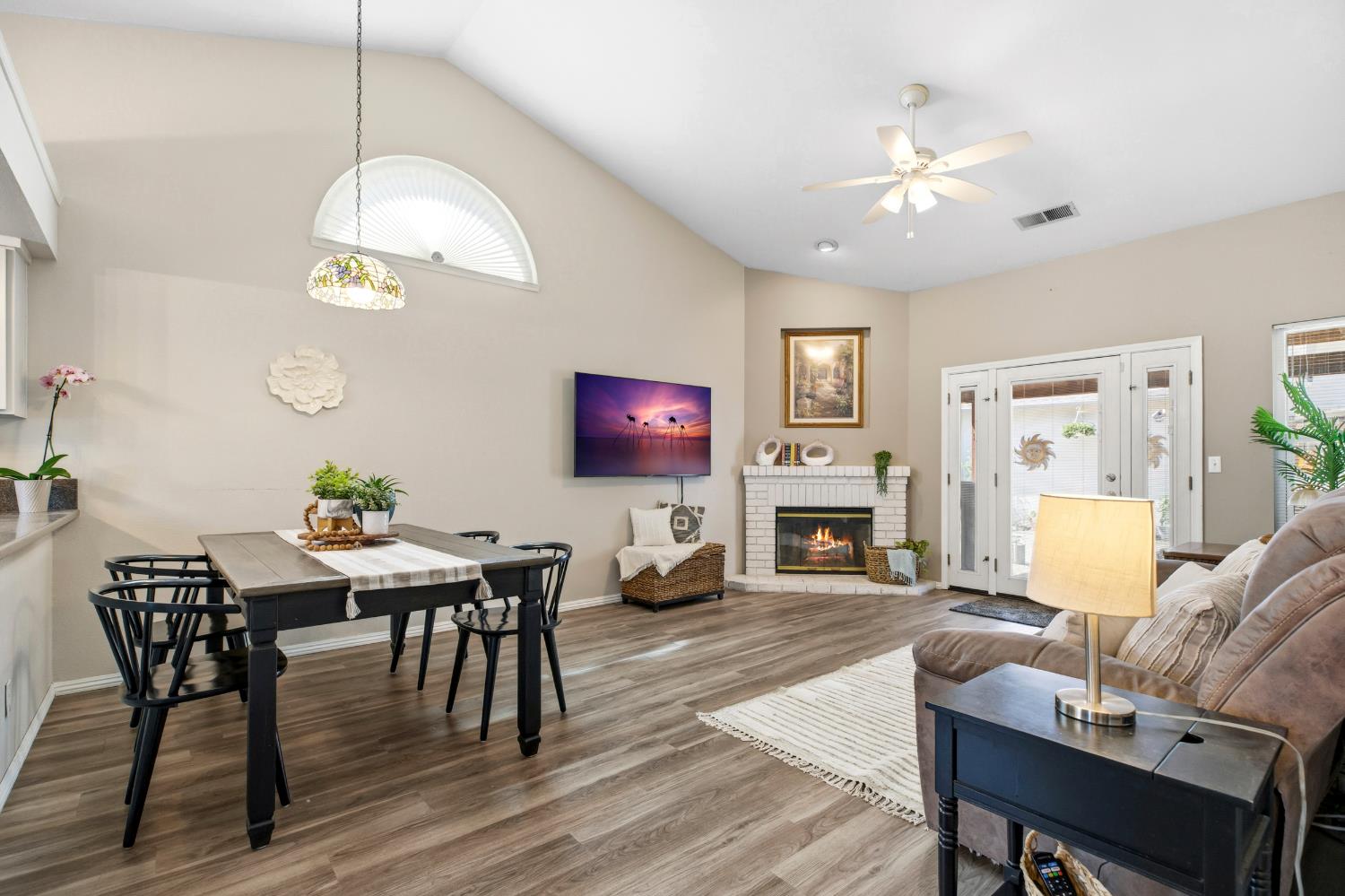2821 Field Stone St, Modesto, CA 95355