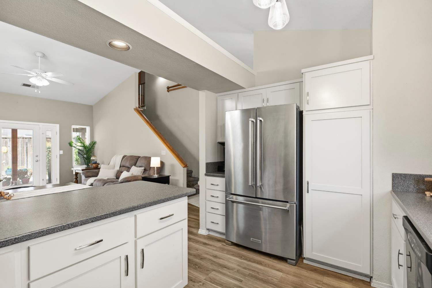 2821 Field Stone St, Modesto, CA 95355