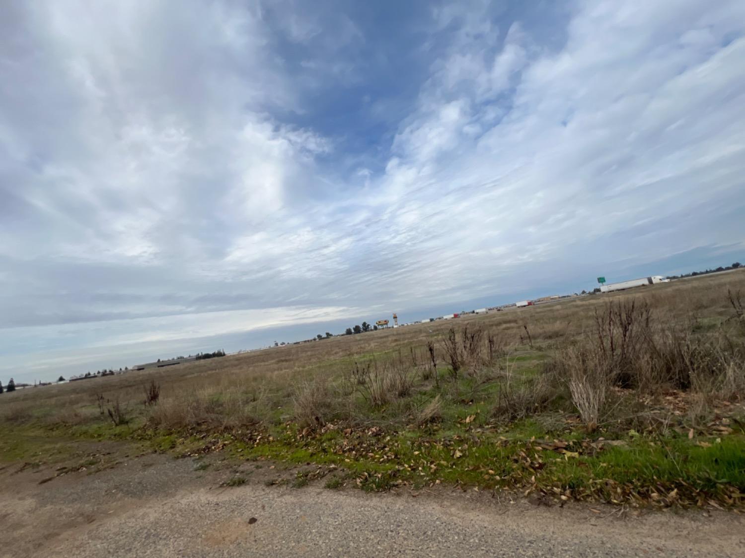 0 Boles St, Madera, CA 93637