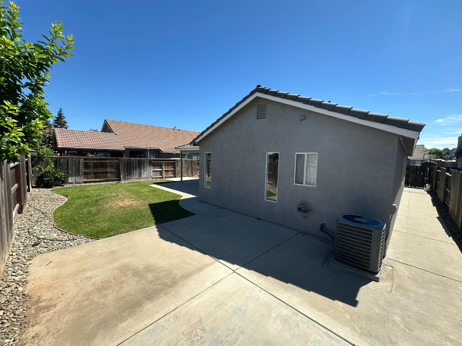5837 Webb St, Riverbank, CA 95367
