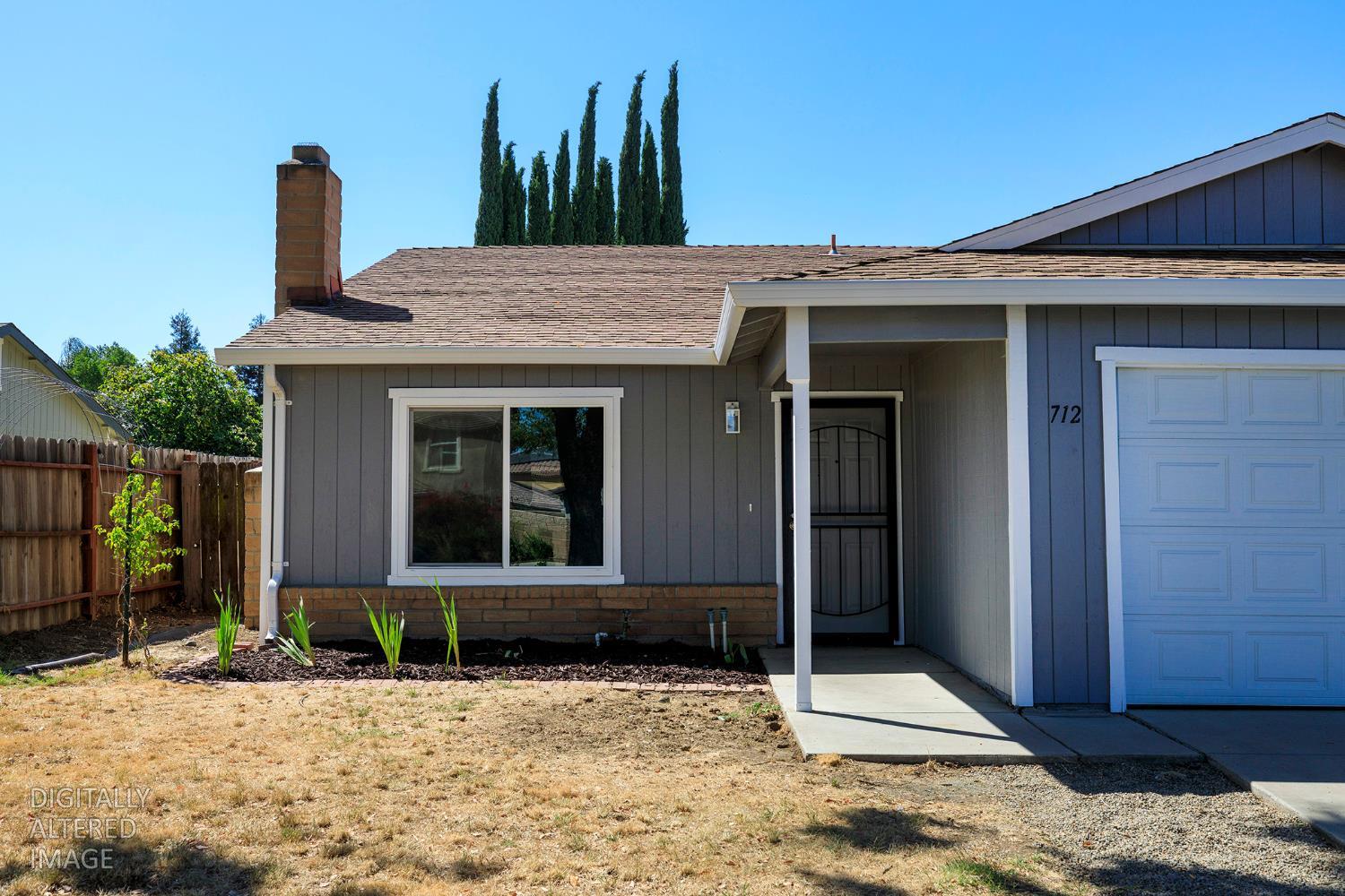 712 Walnut Ave, Patterson, CA 95363