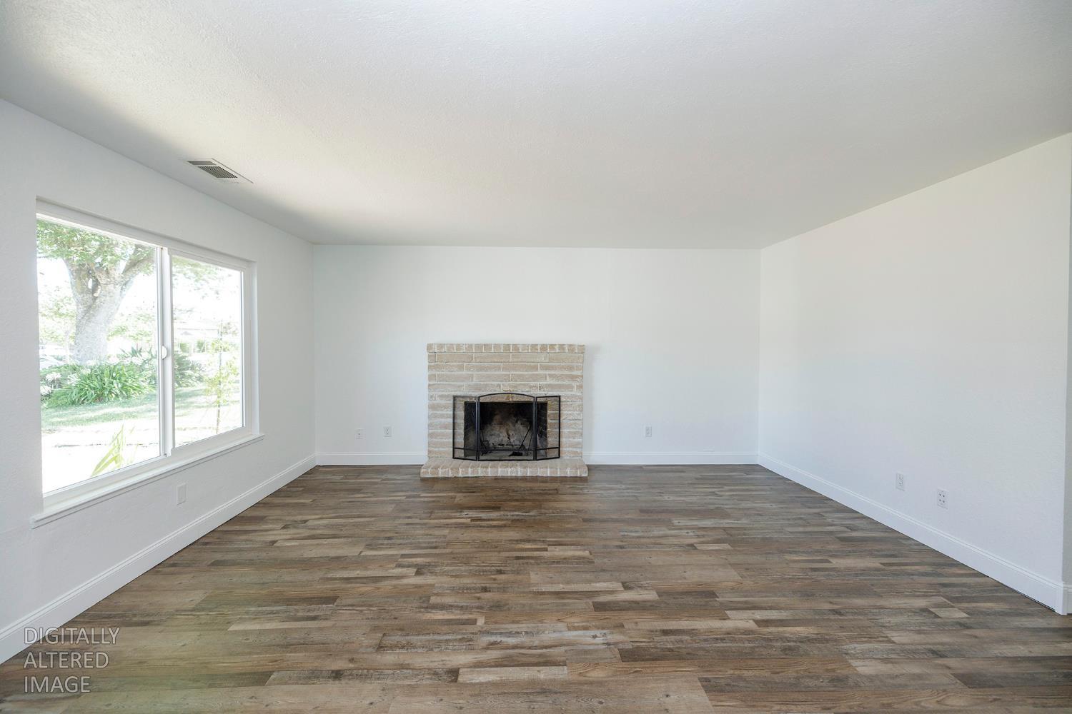 712 Walnut Ave, Patterson, CA 95363