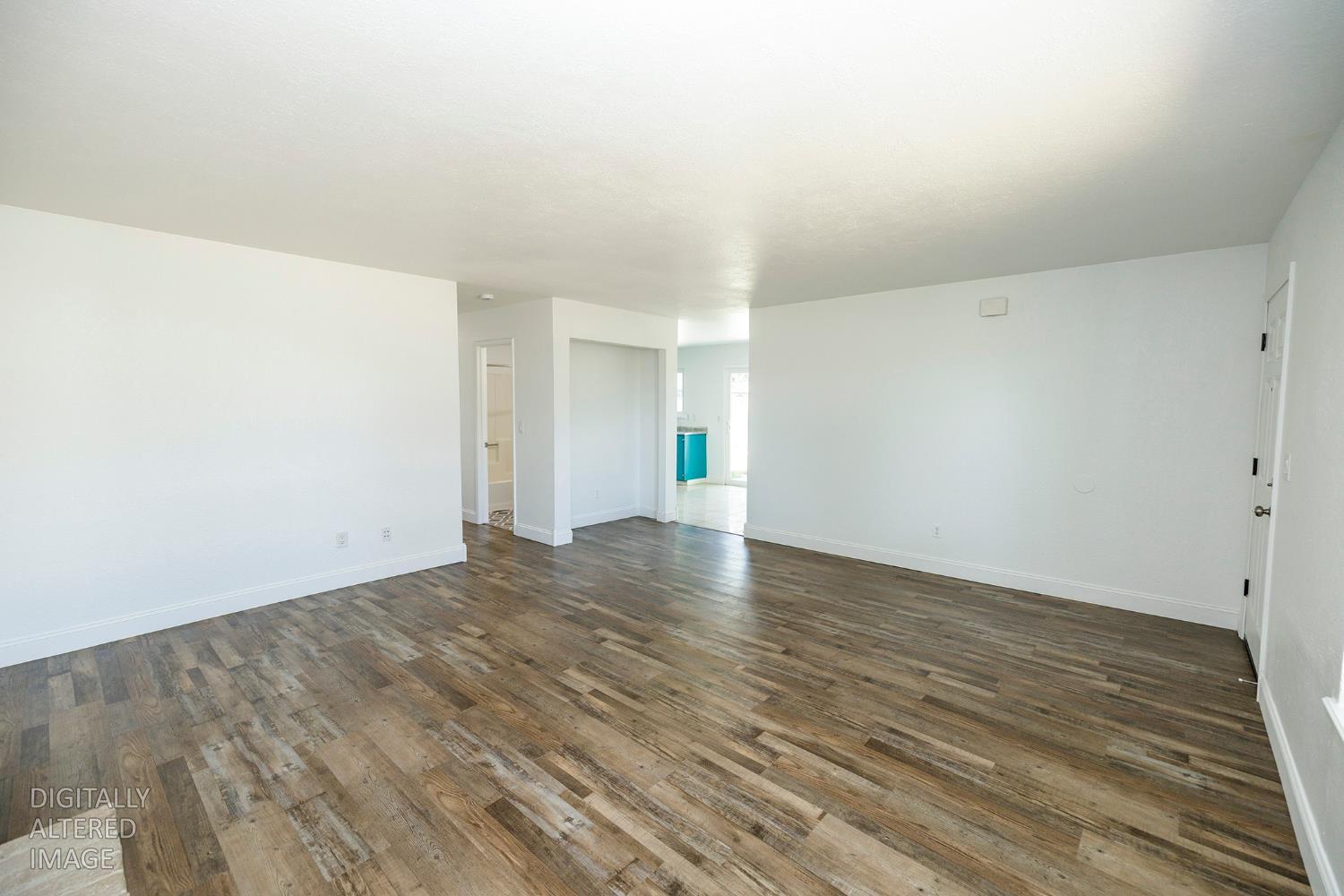 712 Walnut Ave, Patterson, CA 95363
