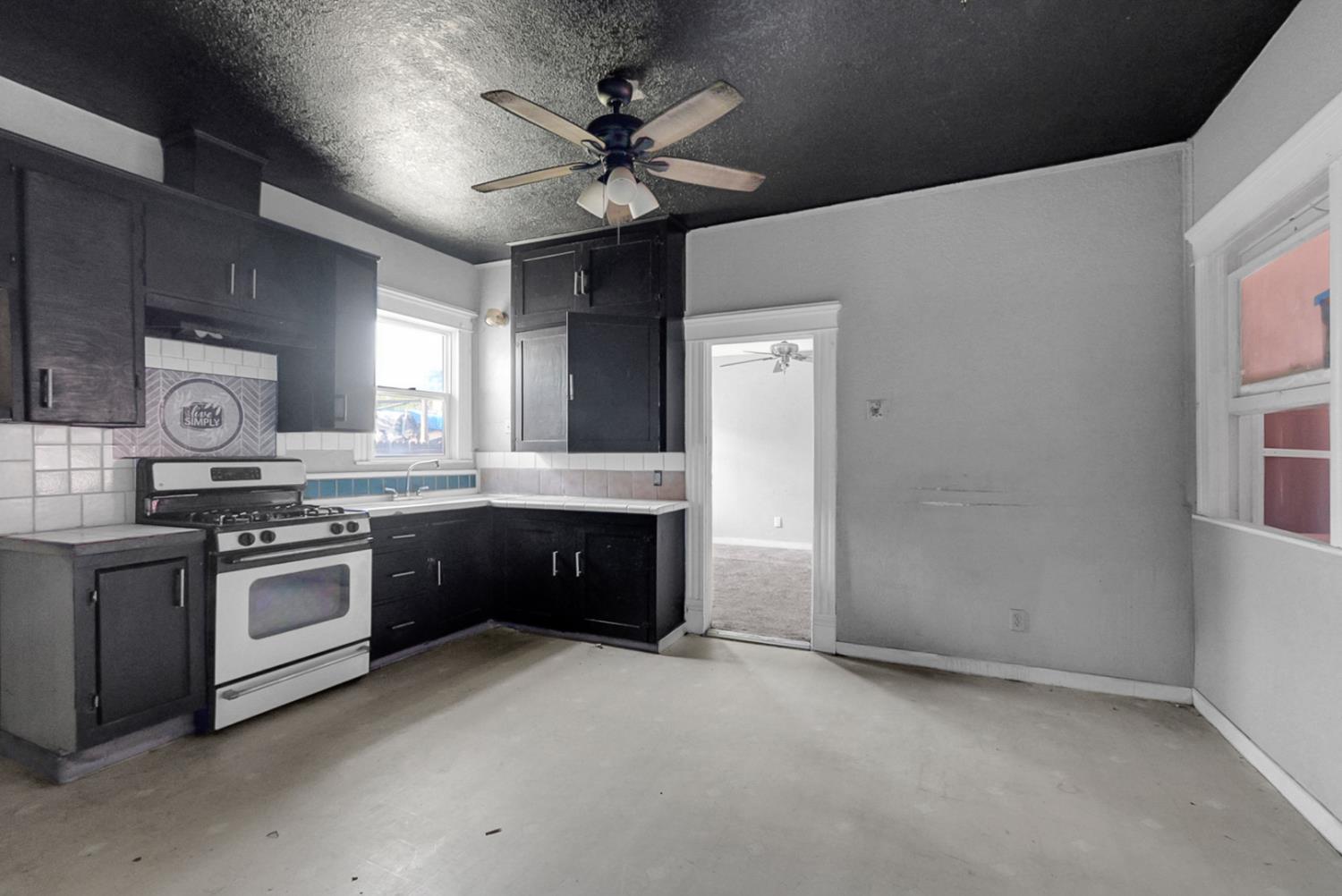 501 Flower St, Turlock, CA 95380
