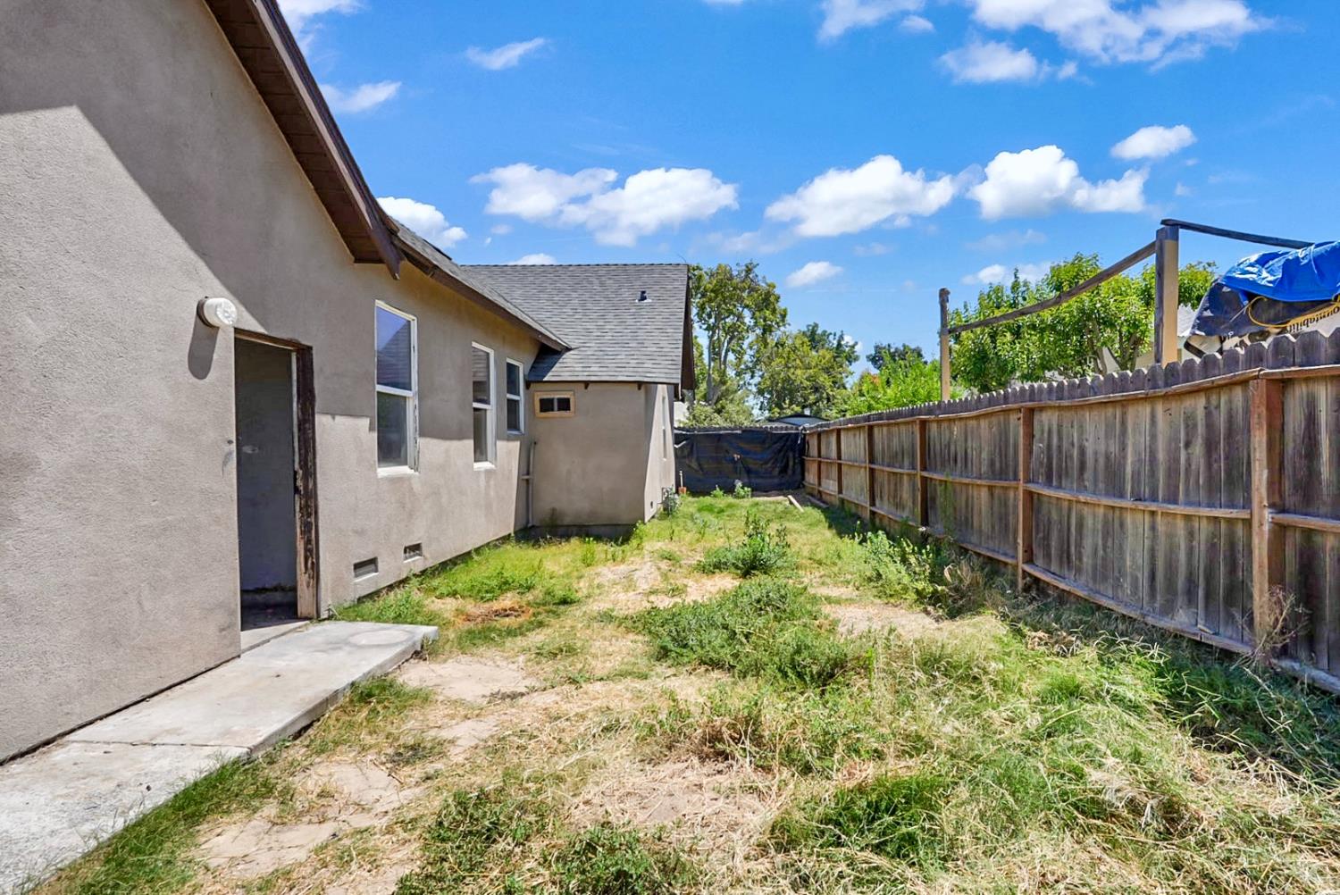 501 Flower St, Turlock, CA 95380