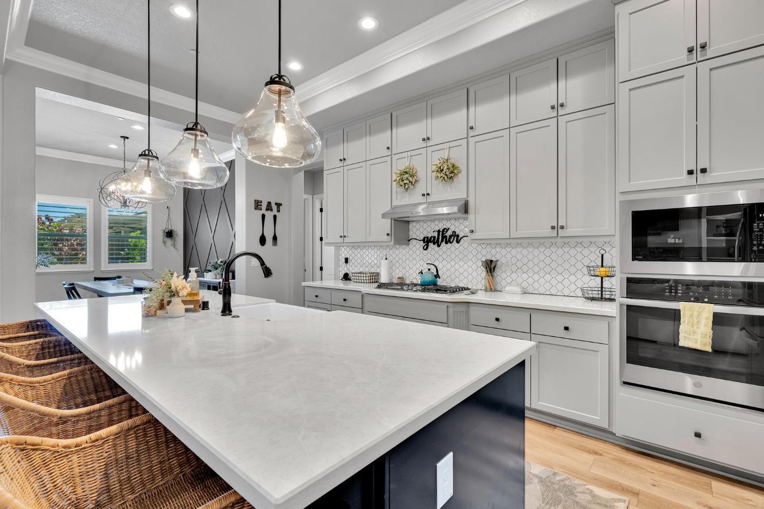 2180 Antinori Way, Manteca, CA 95337