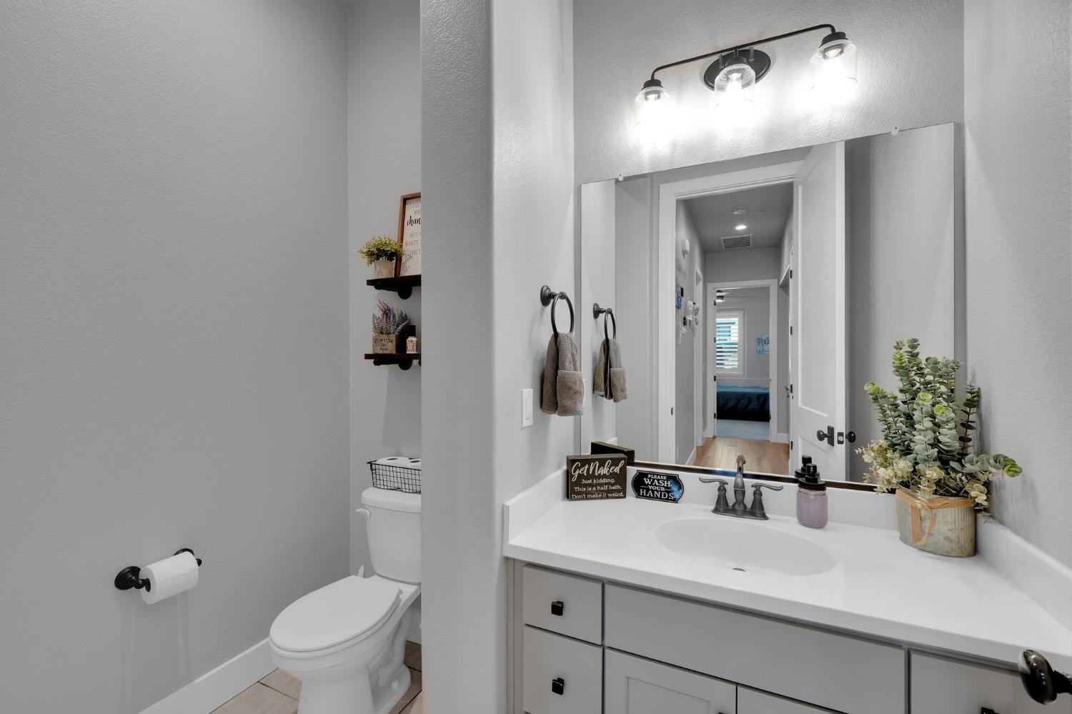 2180 Antinori Way, Manteca, CA 95337