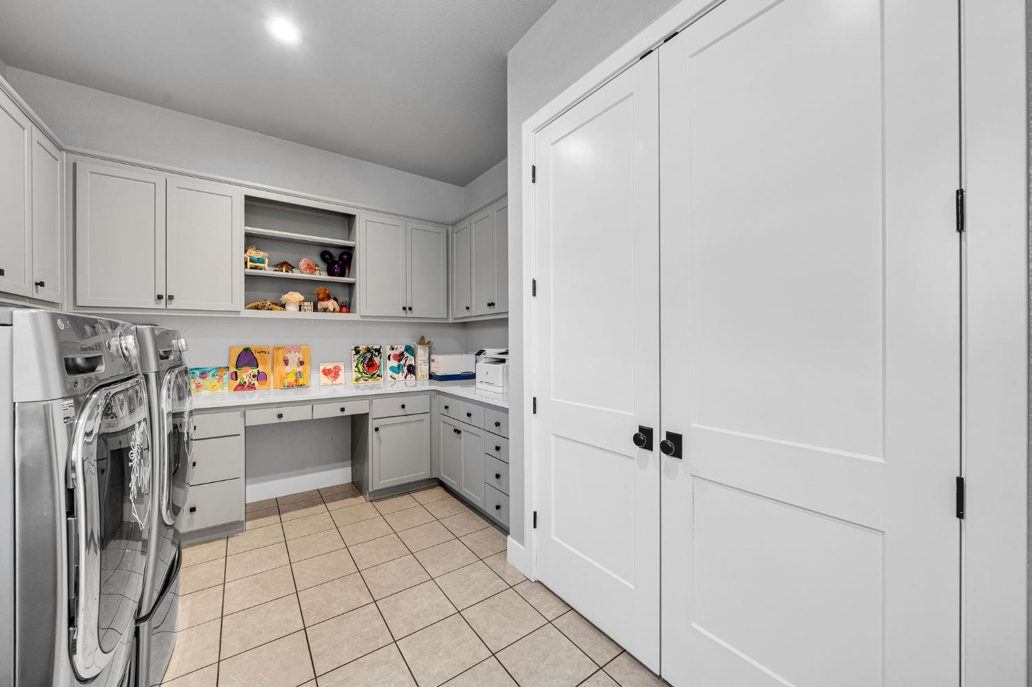 2180 Antinori Way, Manteca, CA 95337
