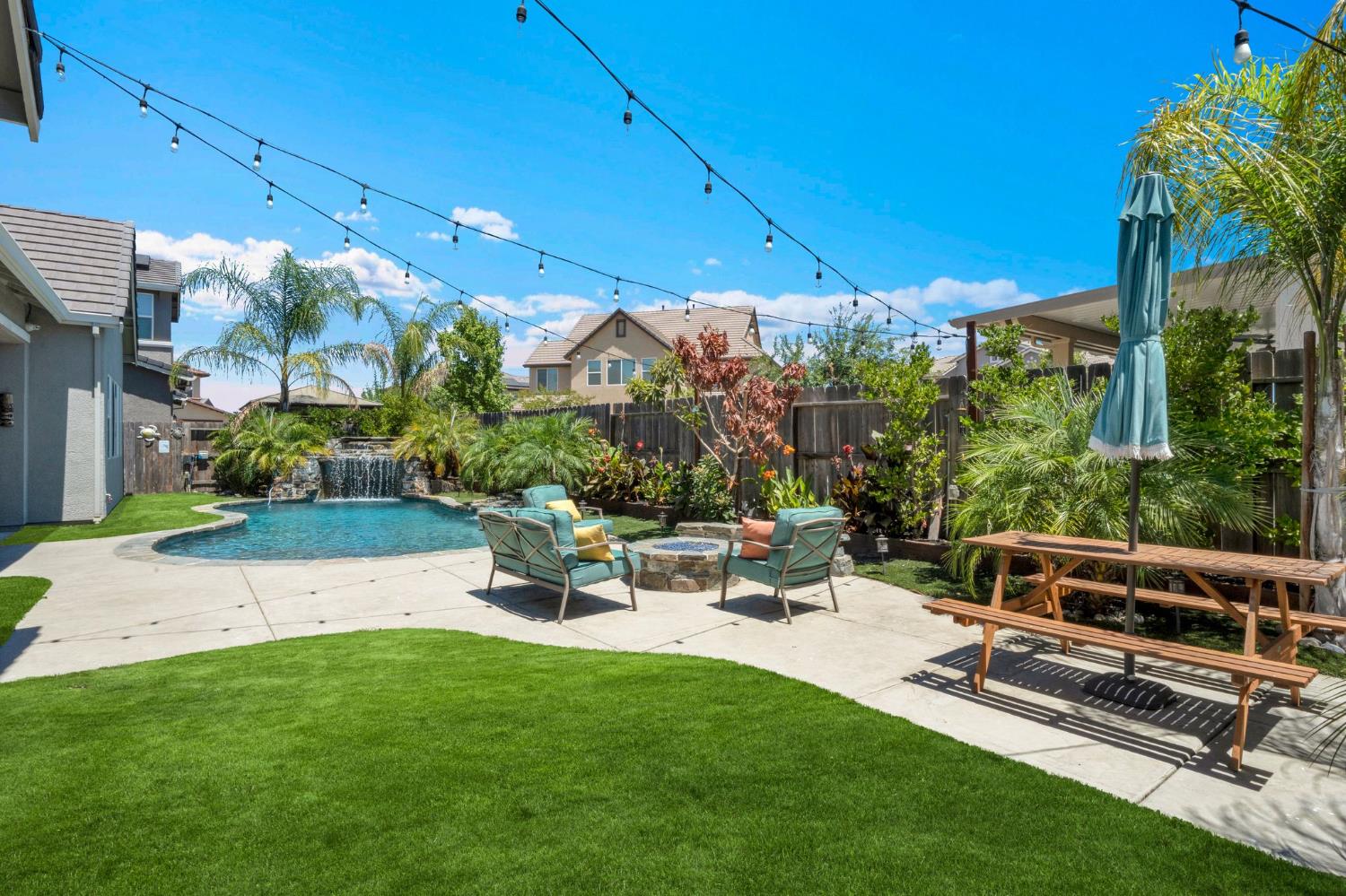 2180 Antinori Way, Manteca, CA 95337