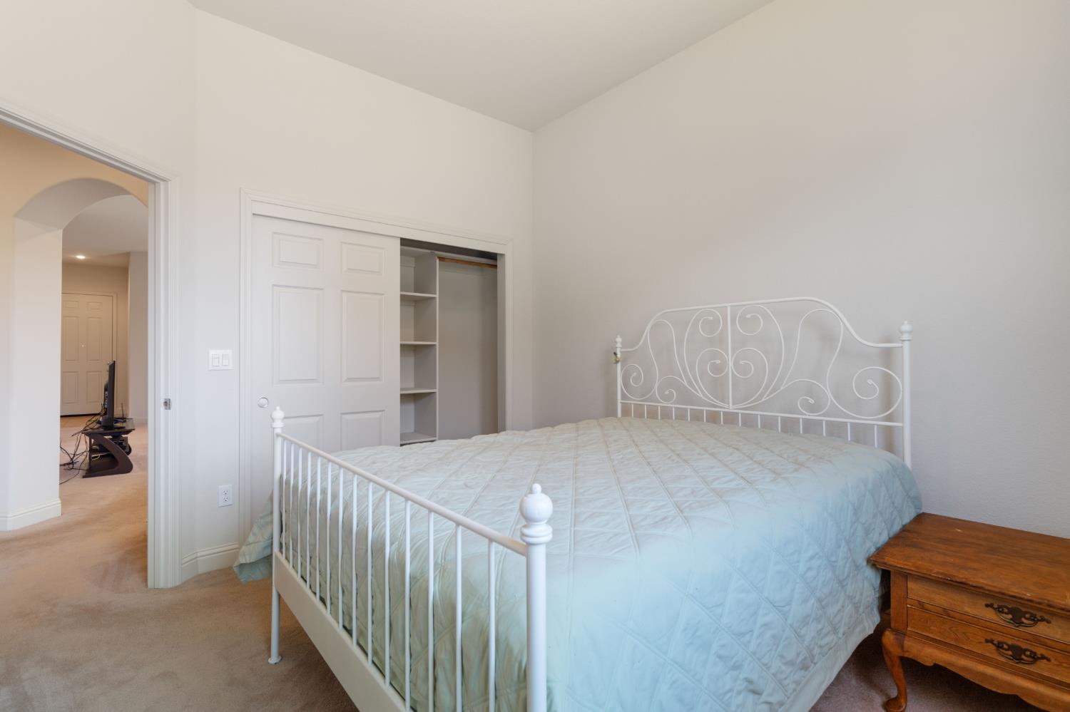 2095 Macedo St, Manteca, CA 95337