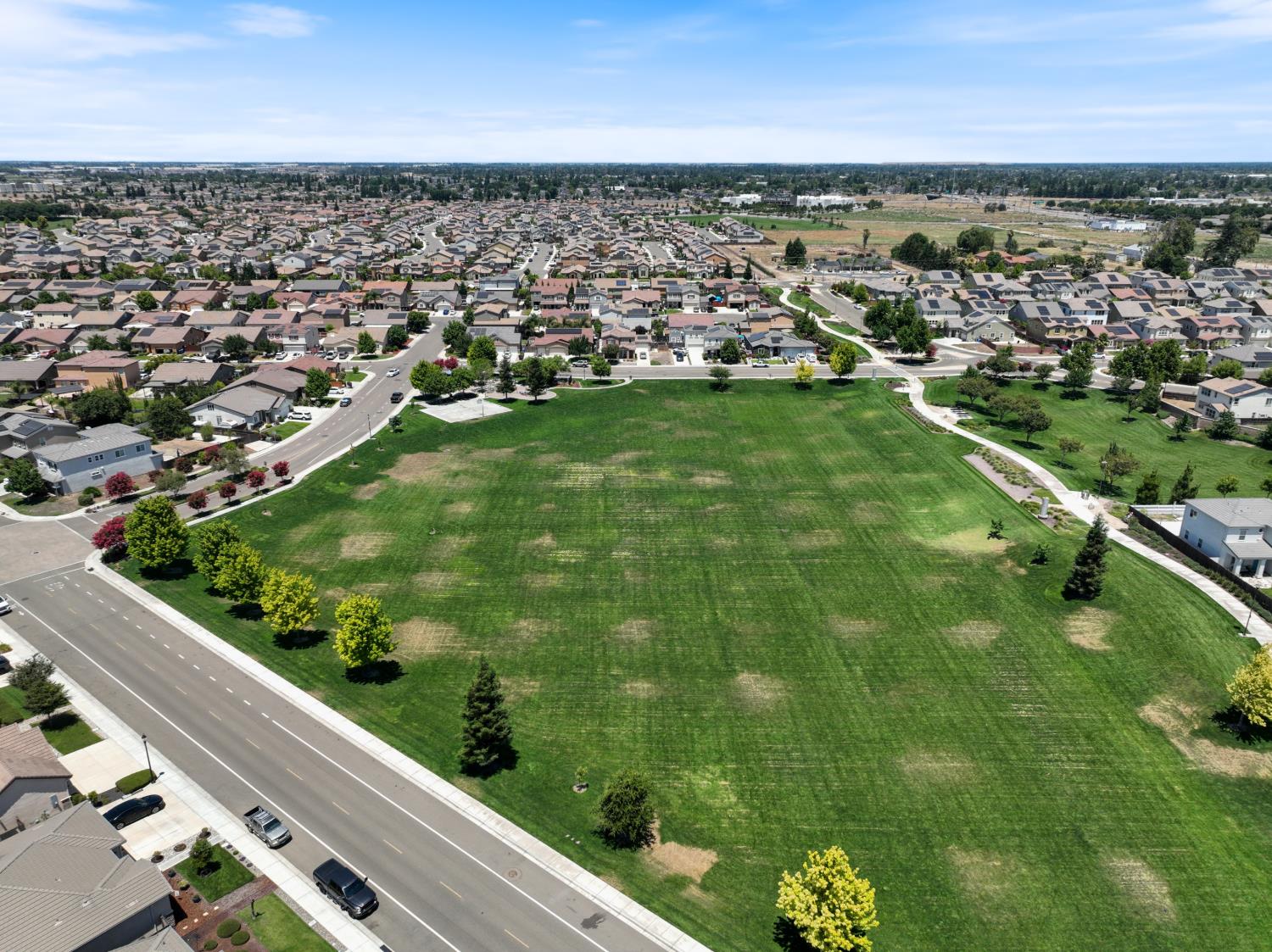 2095 Macedo St, Manteca, CA 95337