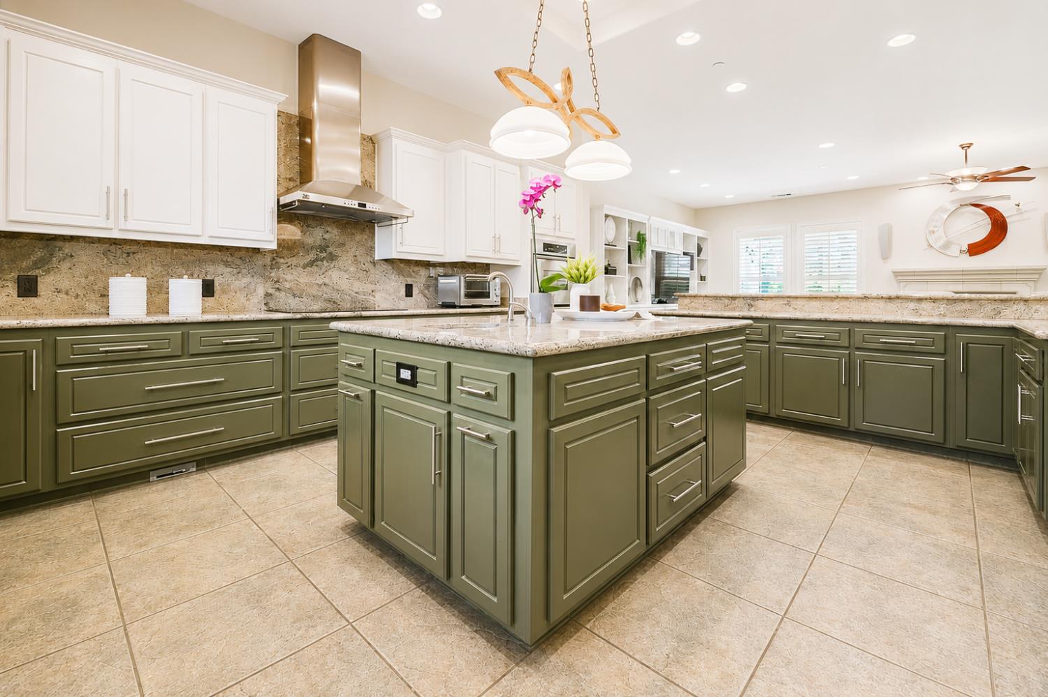 7416 River Nine Dr, Modesto, CA 95356