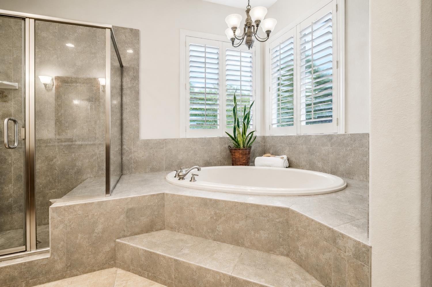 7416 River Nine Dr, Modesto, CA 95356